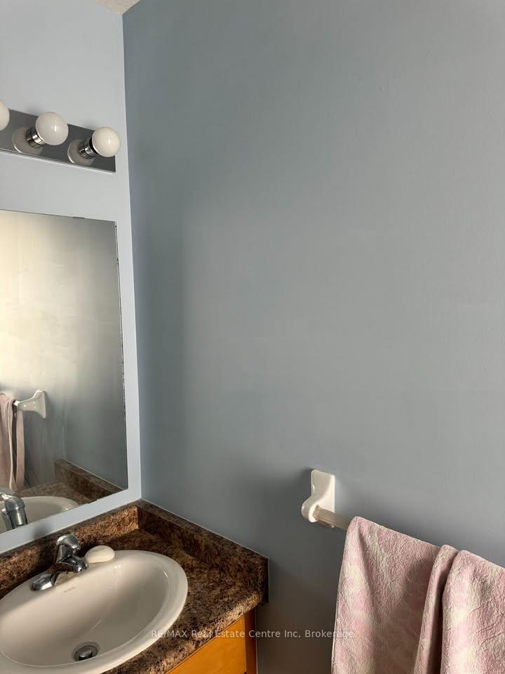 Photo 9 of Unit UPPER, 76 Clough Crescent, Guelph, Pineridge/Westminster Woods — HOMEH