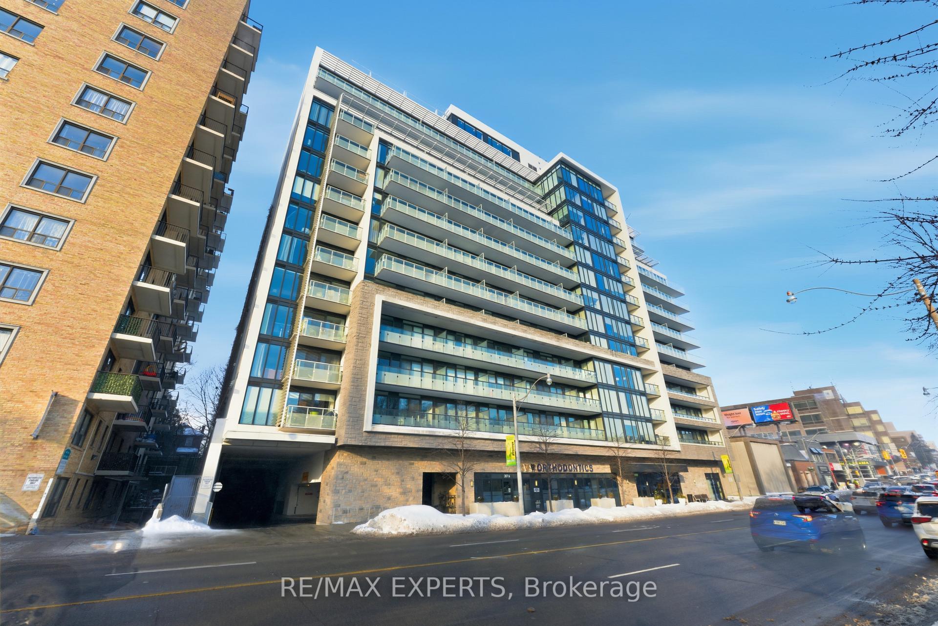 Front of Unit 410, 3018 Yonge Street