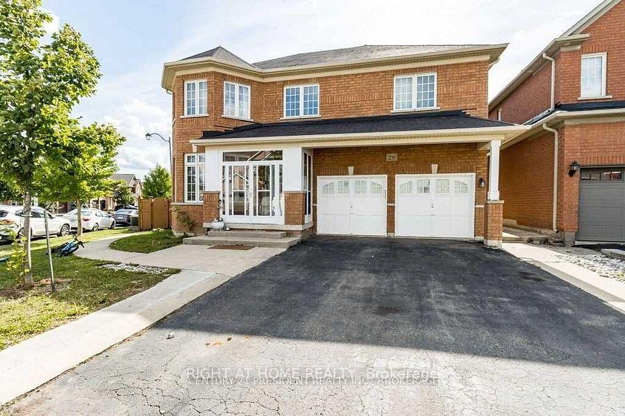 Front of 29 Laurentide Crescent