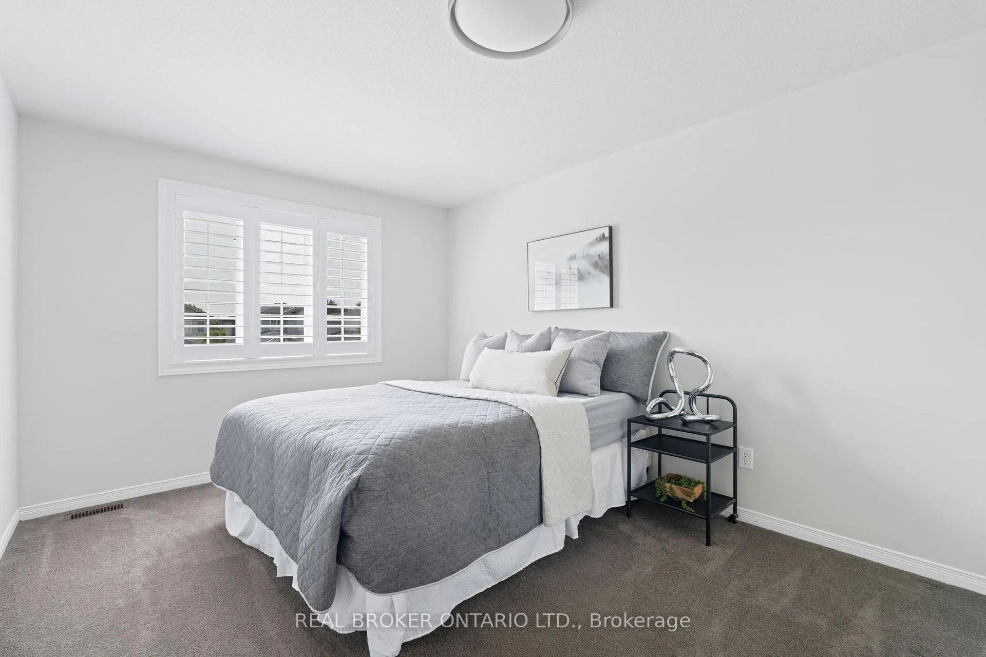 Photo 51 of 17 Coutts Court, Guelph, Pineridge/Westminster Woods — HOMEH