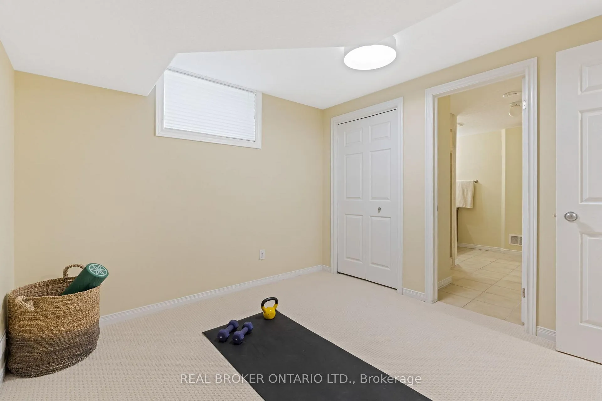 Photo 60 of 17 Coutts Court, Guelph, Pineridge/Westminster Woods — HOMEH