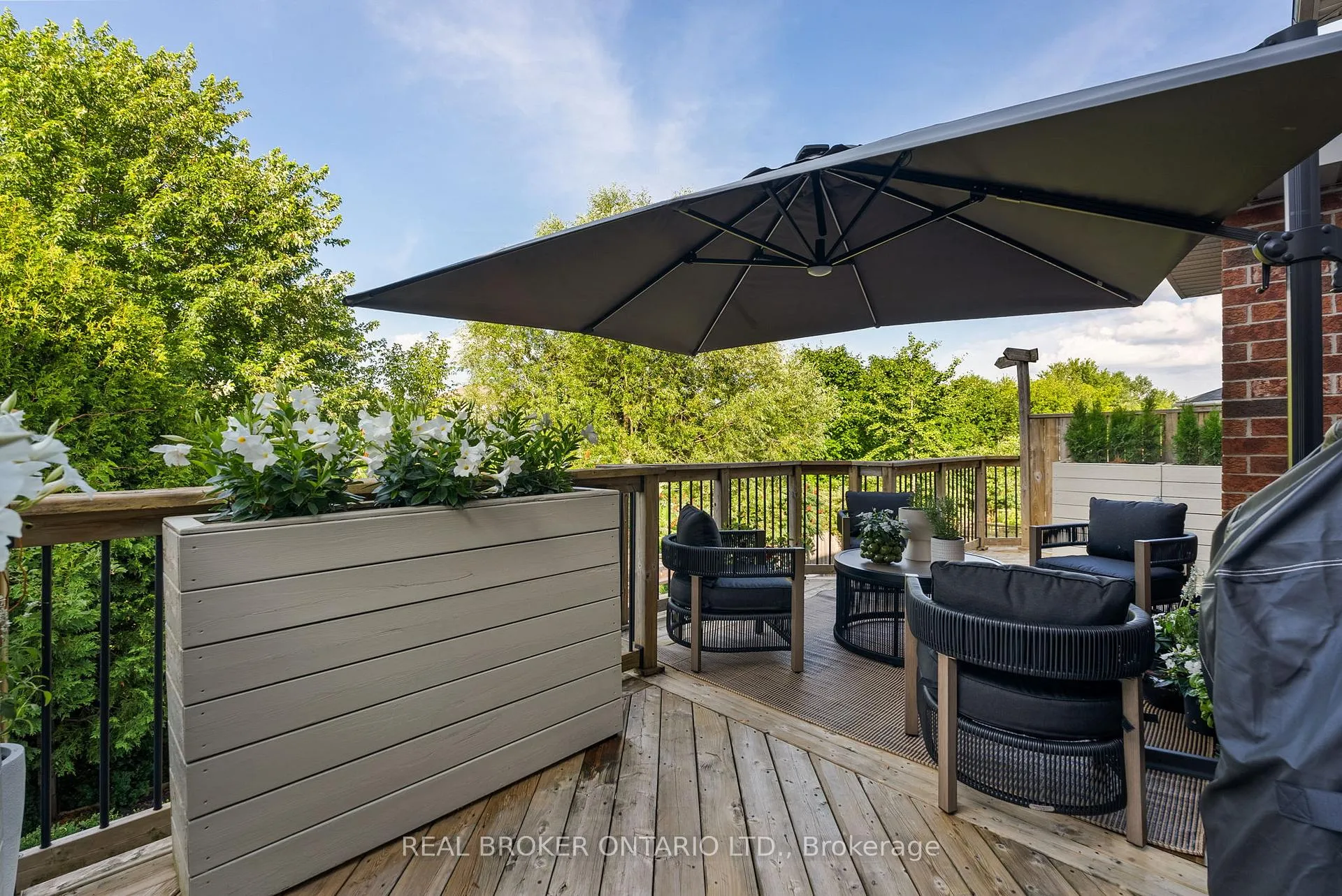 Photo 82 of 17 Coutts Court, Guelph, Pineridge/Westminster Woods — HOMEH