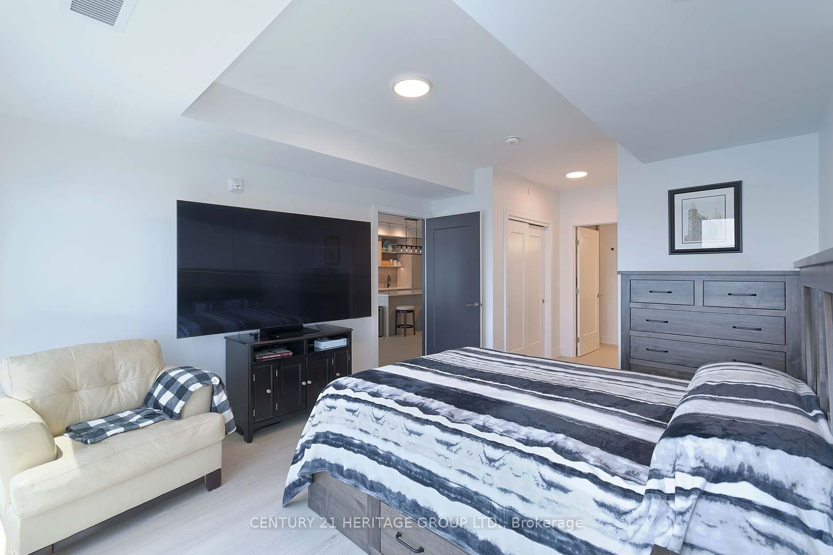 Photo 24 of Unit 602, 185 Dunlop Street E, Barrie, Lakeshore — HOMEH