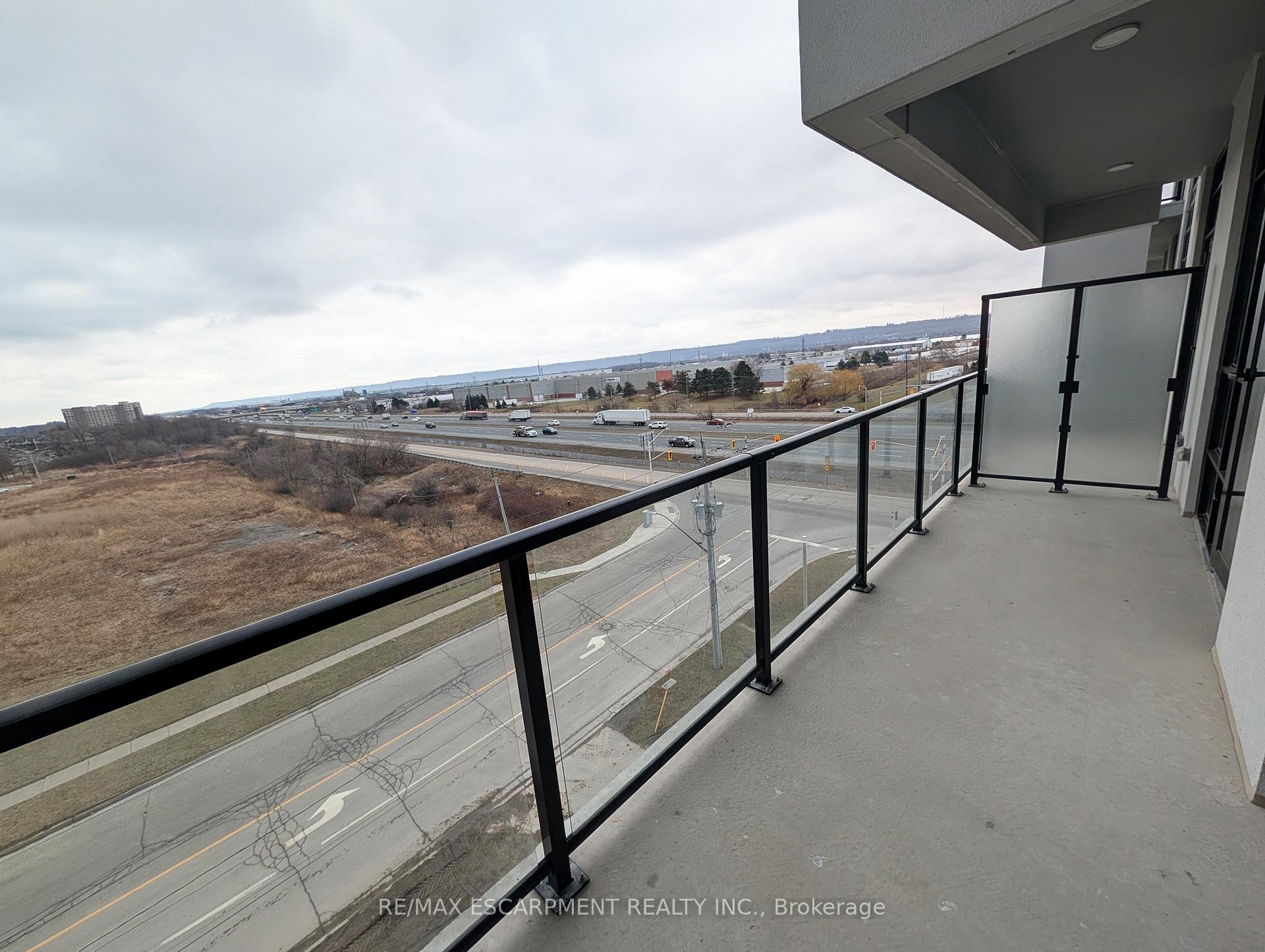 Photo 15 of Unit 612, 461 Green Road, Hamilton, Lakeshore — HOMEH