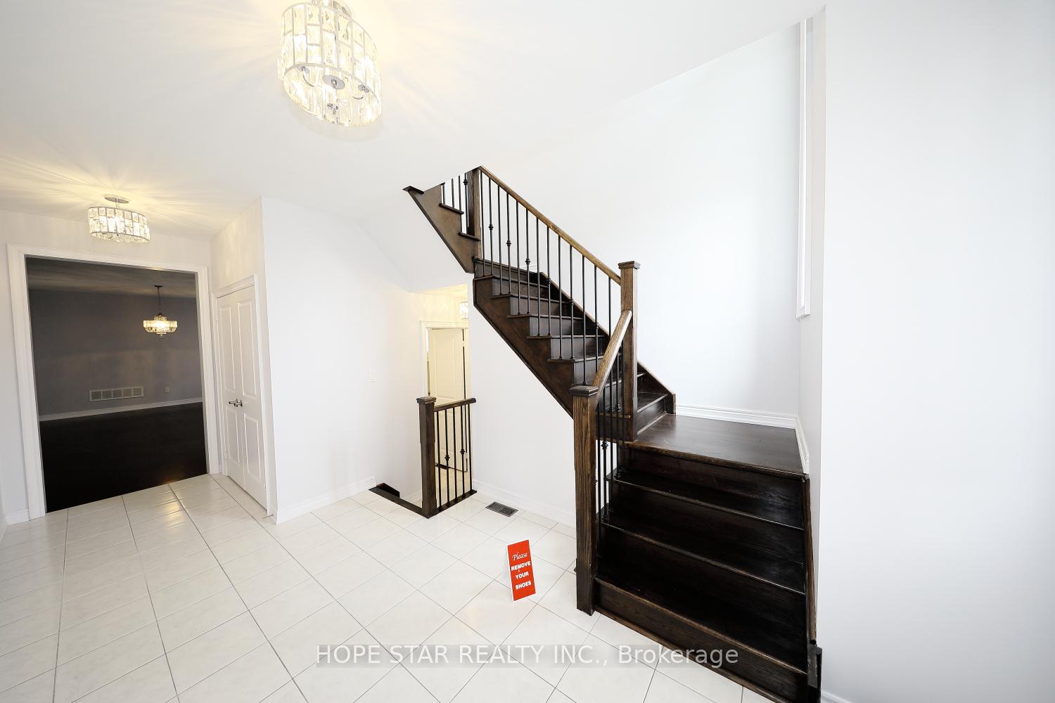 Photo 8 of 23 Argelia Crescent, Brampton, Credit Valley — HOMEH