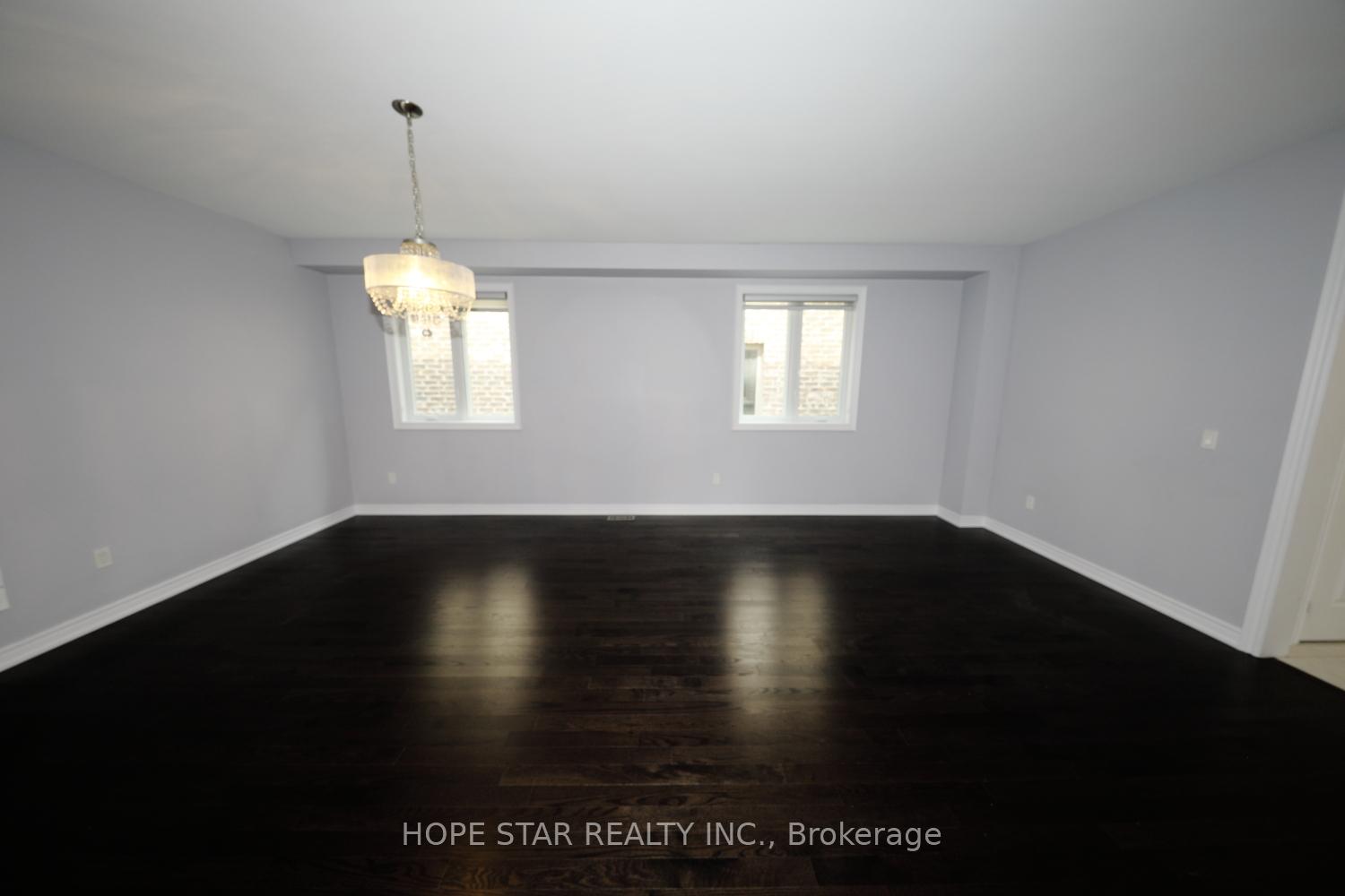 Photo 7 of 23 Argelia Crescent, Brampton, Credit Valley — HOMEH
