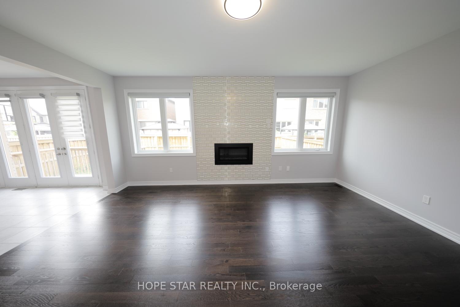 Photo 11 of 23 Argelia Crescent, Brampton, Credit Valley — HOMEH