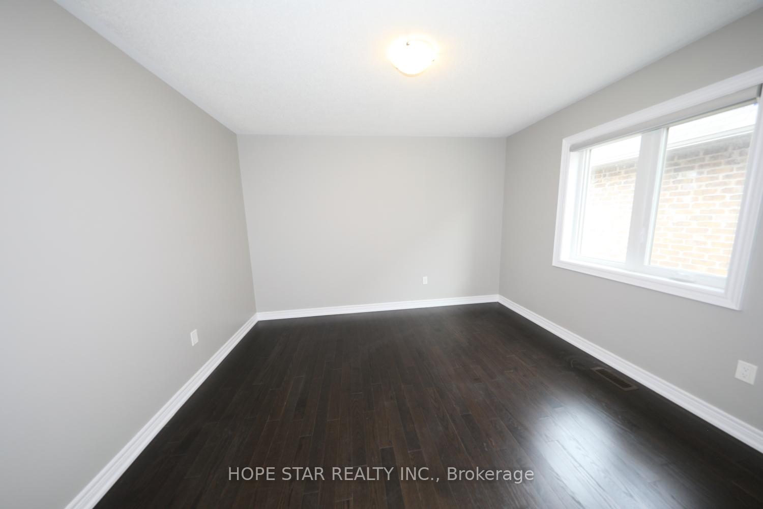 Photo 18 of 23 Argelia Crescent, Brampton, Credit Valley — HOMEH