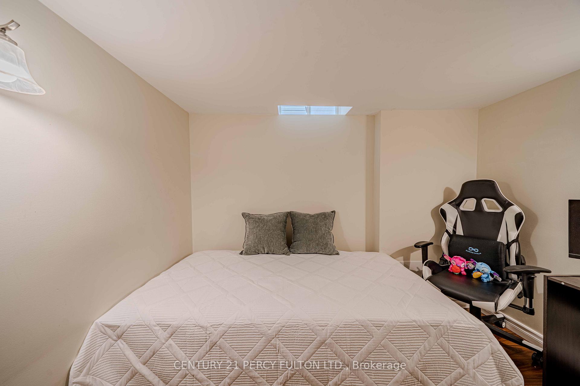 Photo 18 of 157 Billingsley Crescent, Markham, Cedarwood — HOMEH