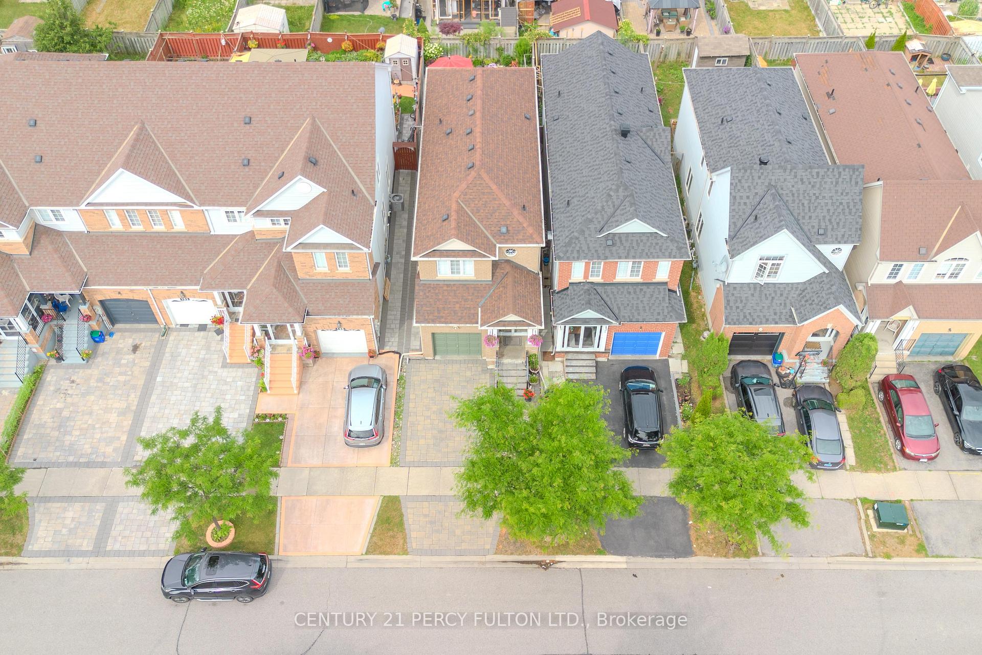 Photo 20 of 157 Billingsley Crescent, Markham, Cedarwood — HOMEH