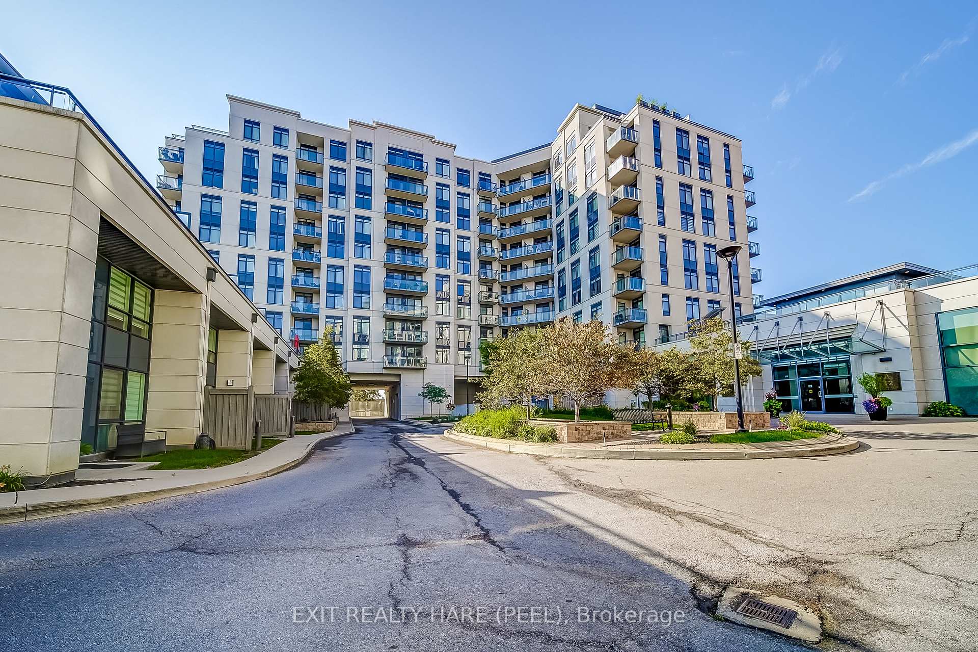 Photo 1 of Unit 706, 12 Woodstream Boulevard, Vaughan, Vaughan Grove — HOMEH