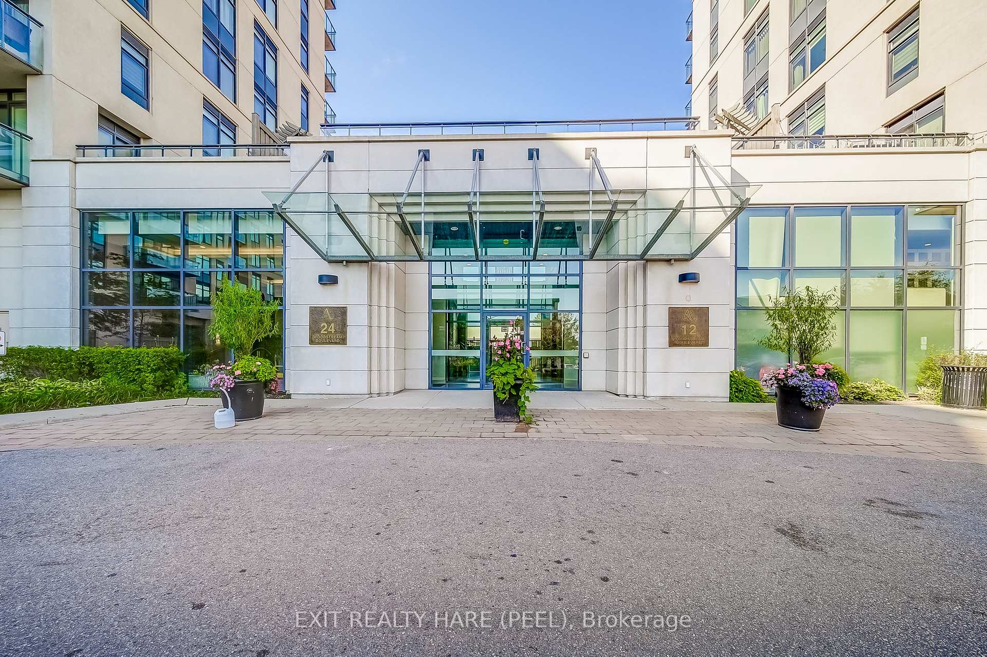 Photo 8 of Unit 706, 12 Woodstream Boulevard, Vaughan, Vaughan Grove — HOMEH
