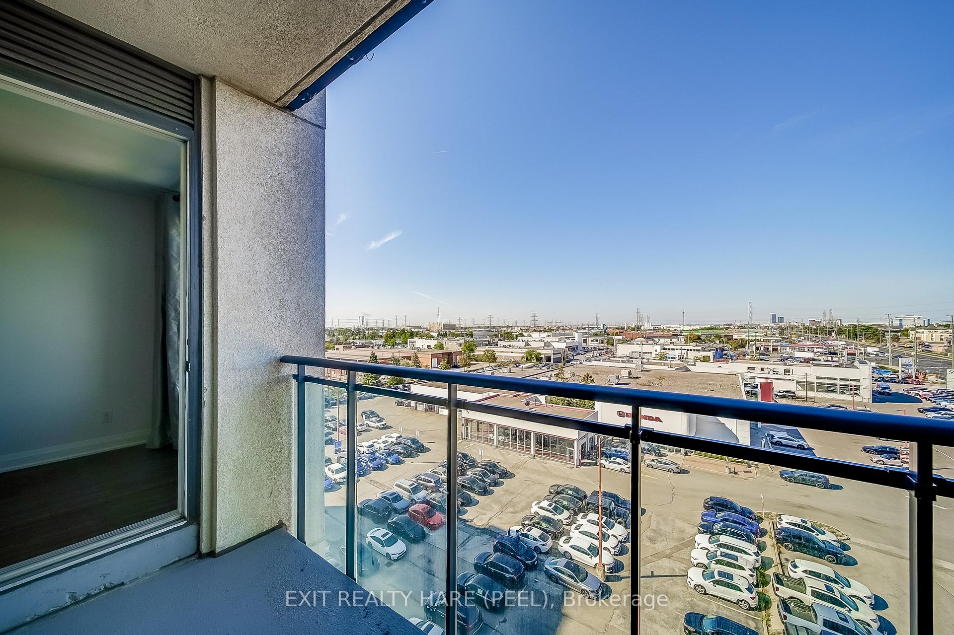 Photo 14 of Unit 706, 12 Woodstream Boulevard, Vaughan, Vaughan Grove — HOMEH