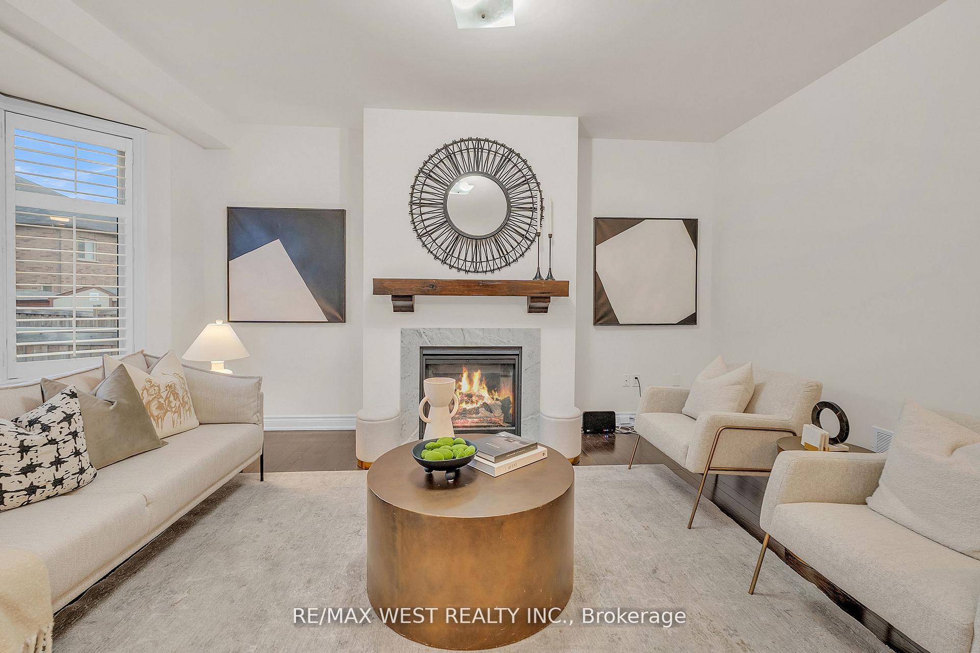 Photo 10 of 79 Algoma Drive, Vaughan, Kleinburg — HOMEH