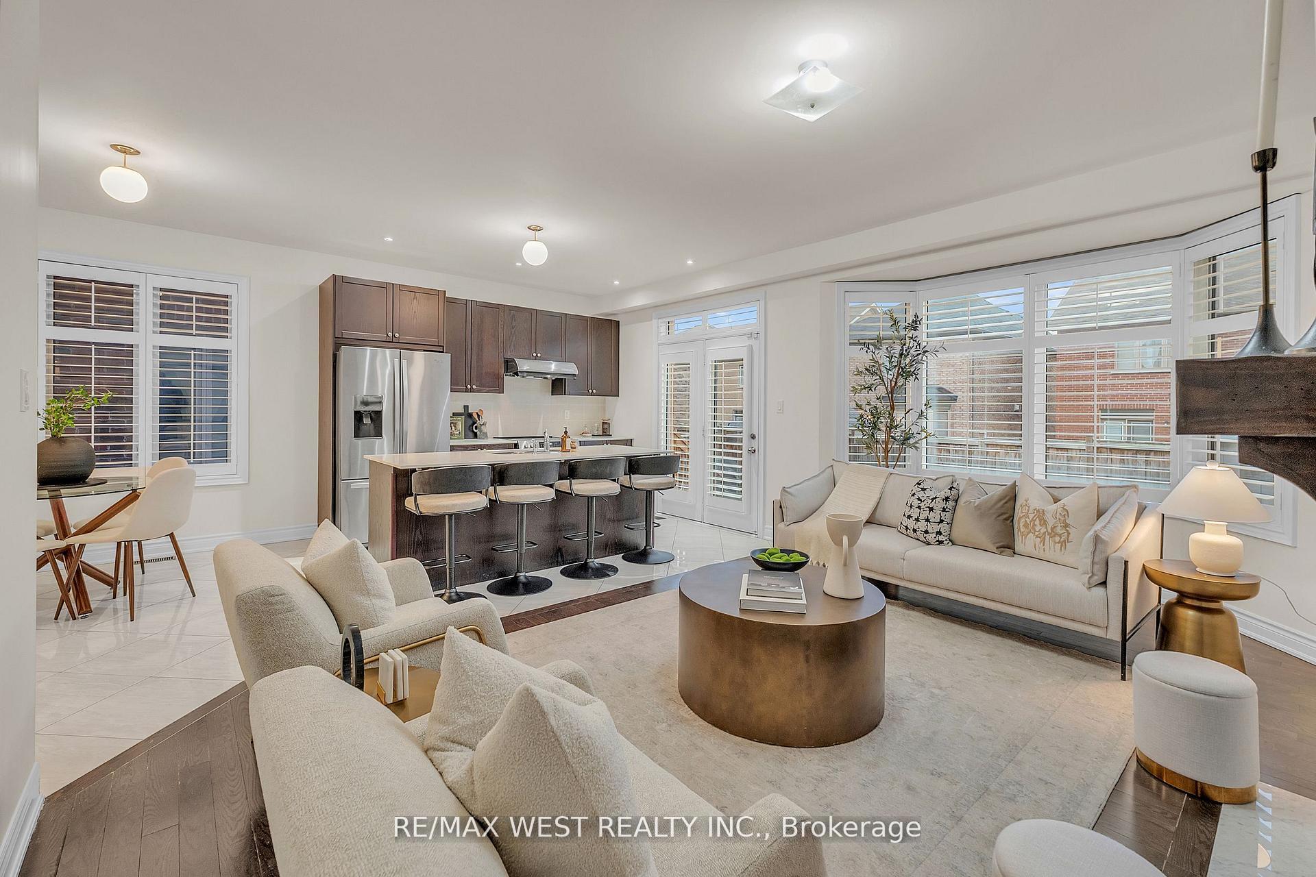 Photo 6 of 79 Algoma Drive, Vaughan, Kleinburg — HOMEH