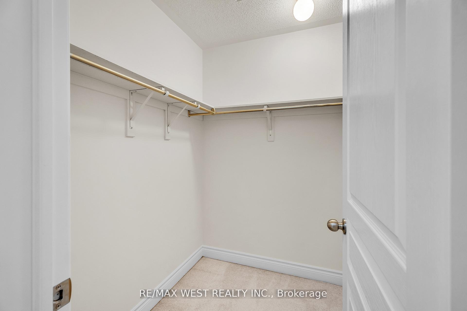 Photo 26 of 79 Algoma Drive, Vaughan, Kleinburg — HOMEH