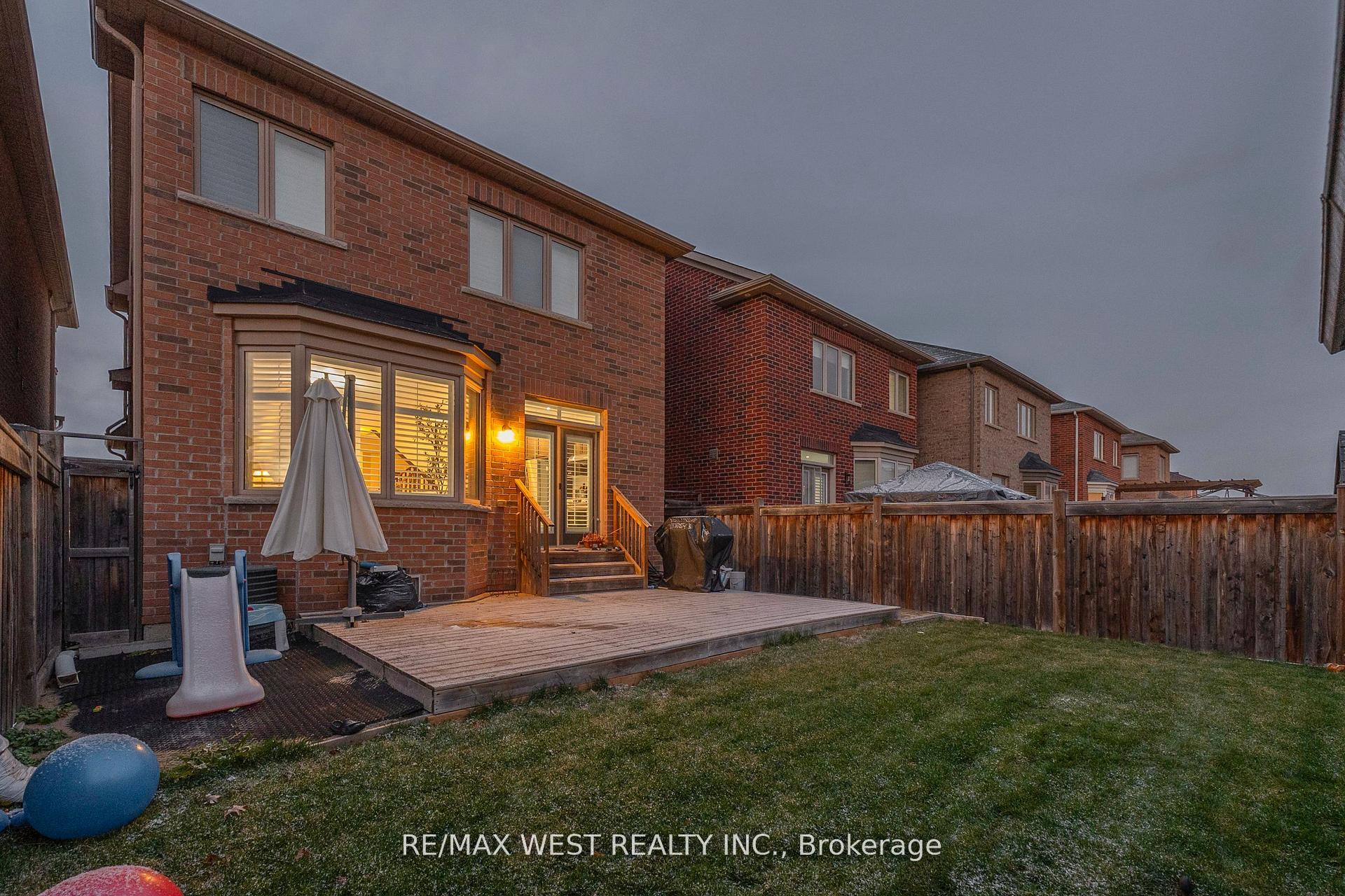Photo 21 of 79 Algoma Drive, Vaughan, Kleinburg — HOMEH