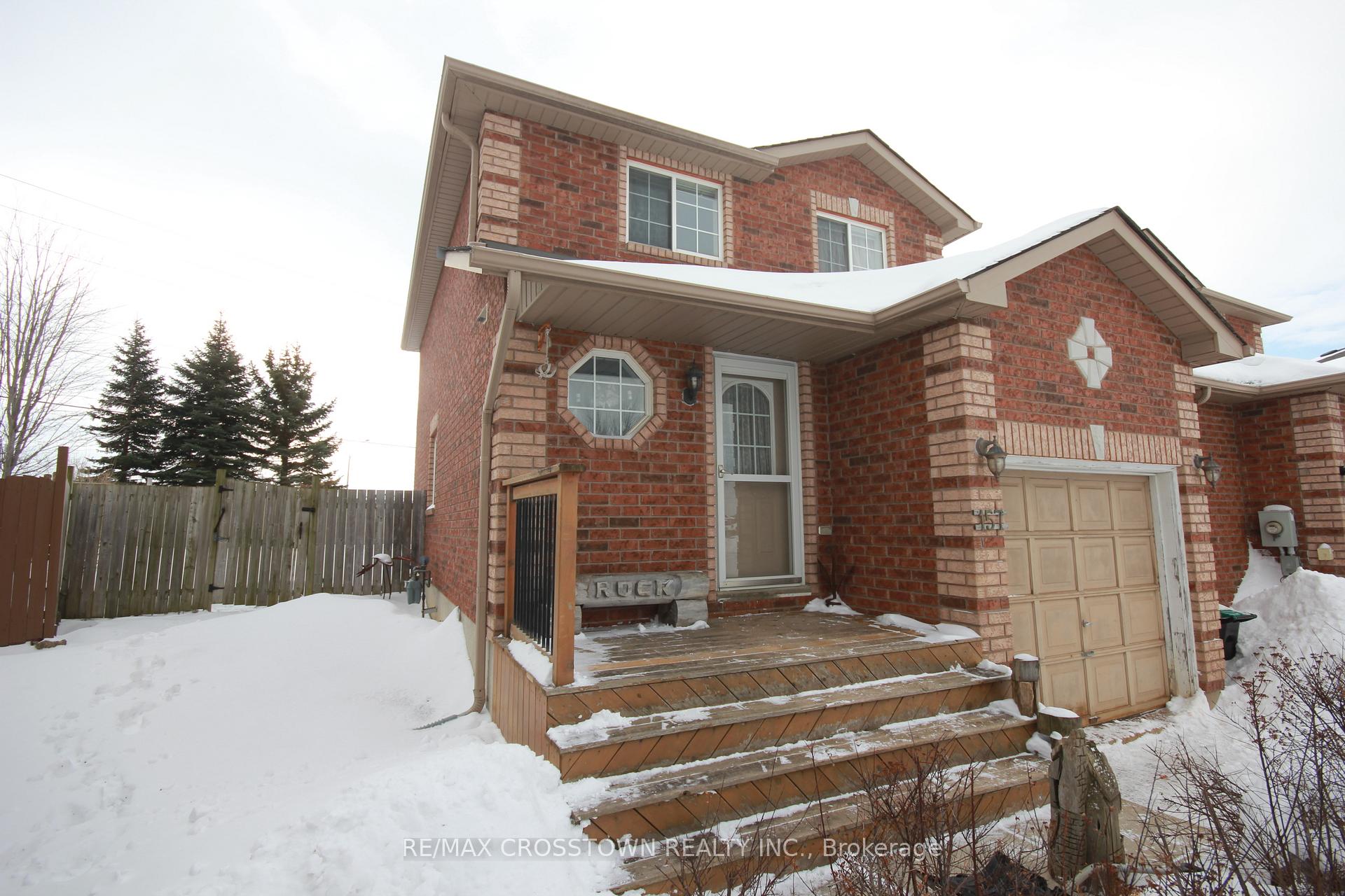 Photo 2 of 157 Nathan Crescent, Barrie, Painswick South — HOMEH