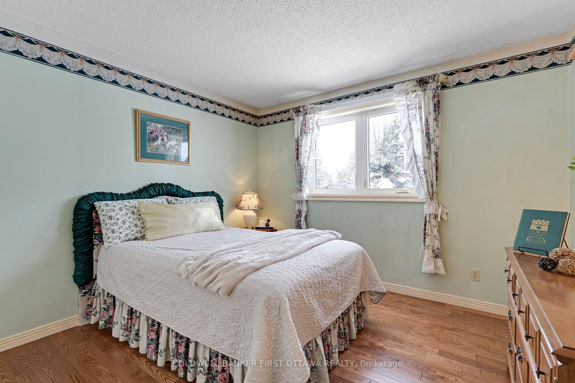 Photo 12 of 117 Perth Road, Beckwith, Beckwith Twp — HOMEH