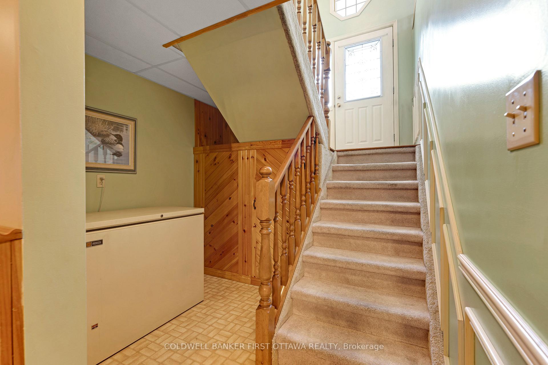Photo 15 of 117 Perth Road, Beckwith, Beckwith Twp — HOMEH