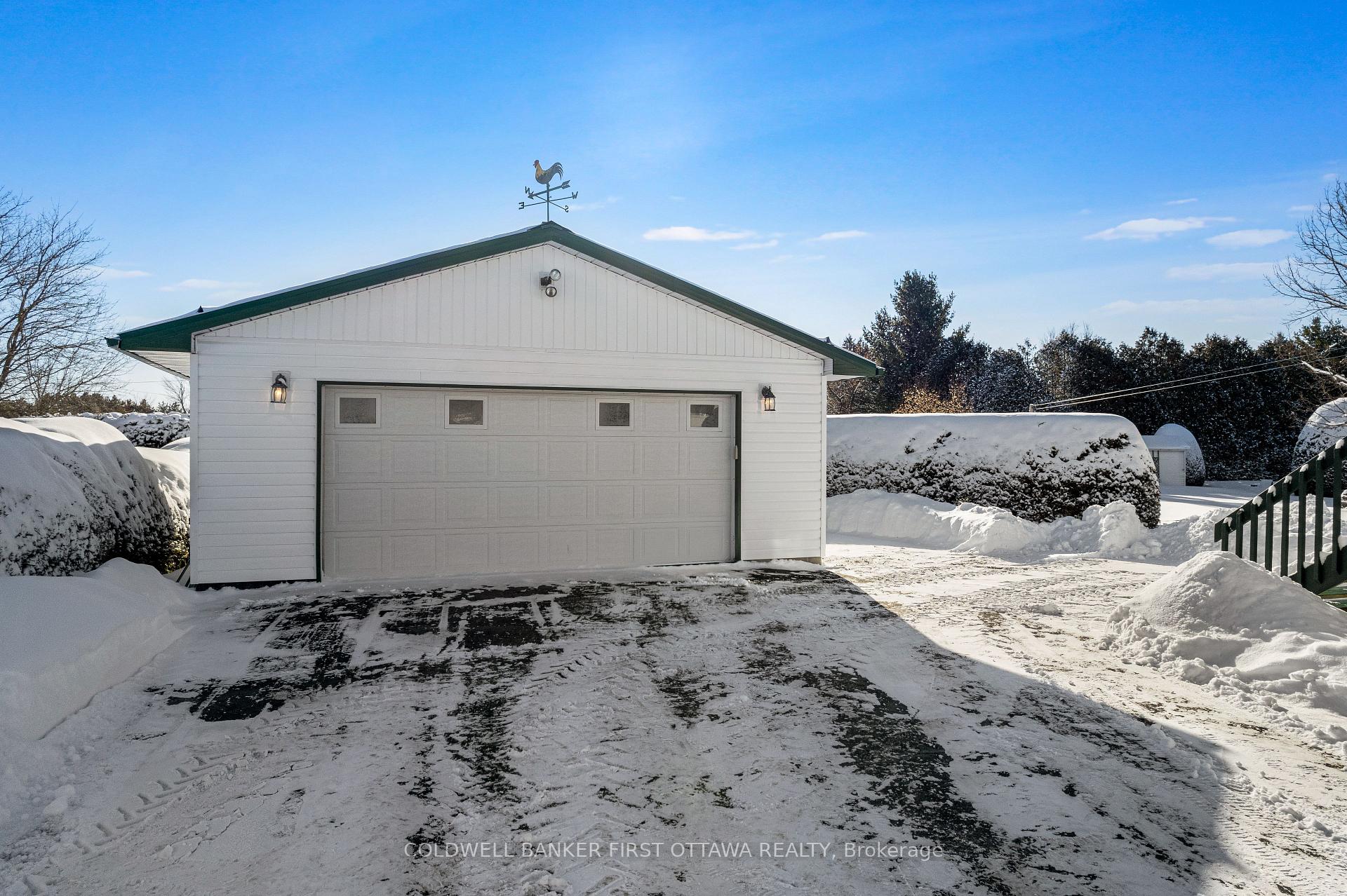 Photo 26 of 117 Perth Road, Beckwith, Beckwith Twp — HOMEH