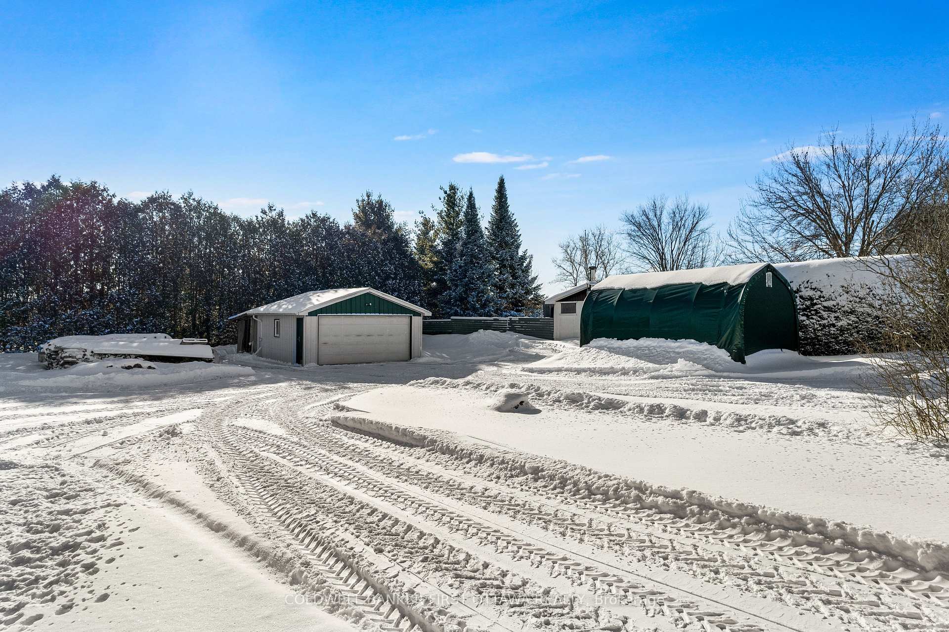 Photo 25 of 117 Perth Road, Beckwith, Beckwith Twp — HOMEH