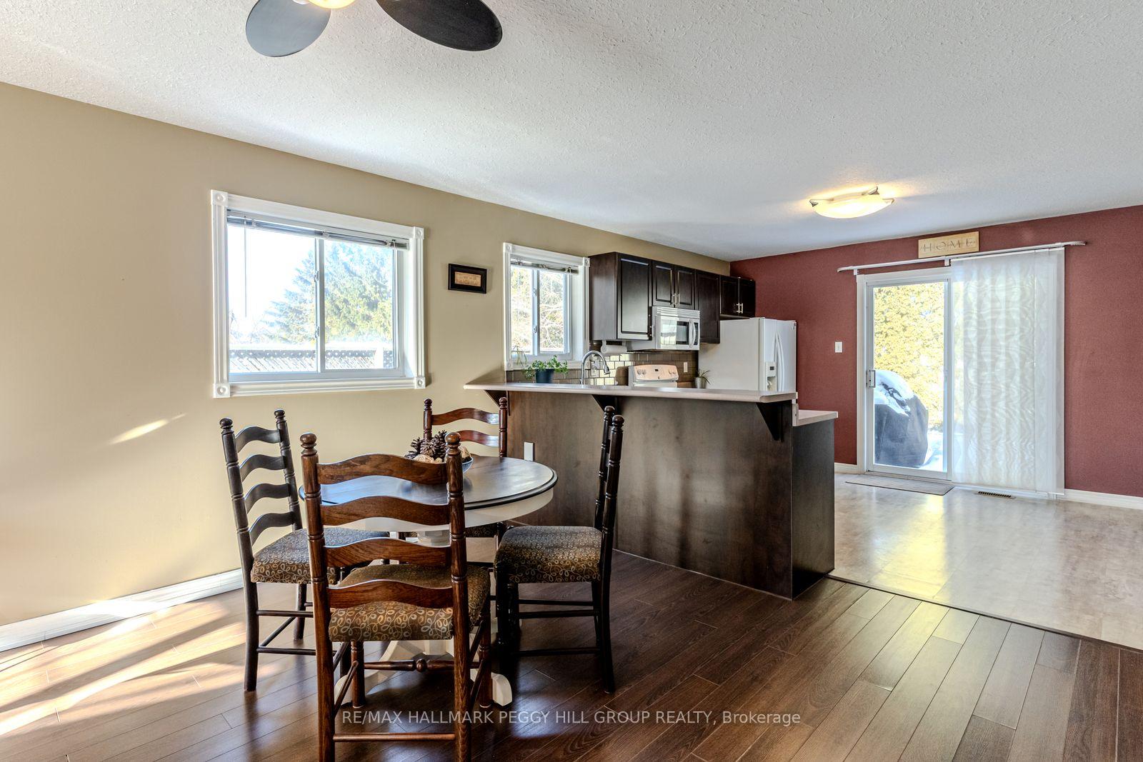 Photo 16 of 172 Sundew Drive, Barrie, Holly — HOMEH