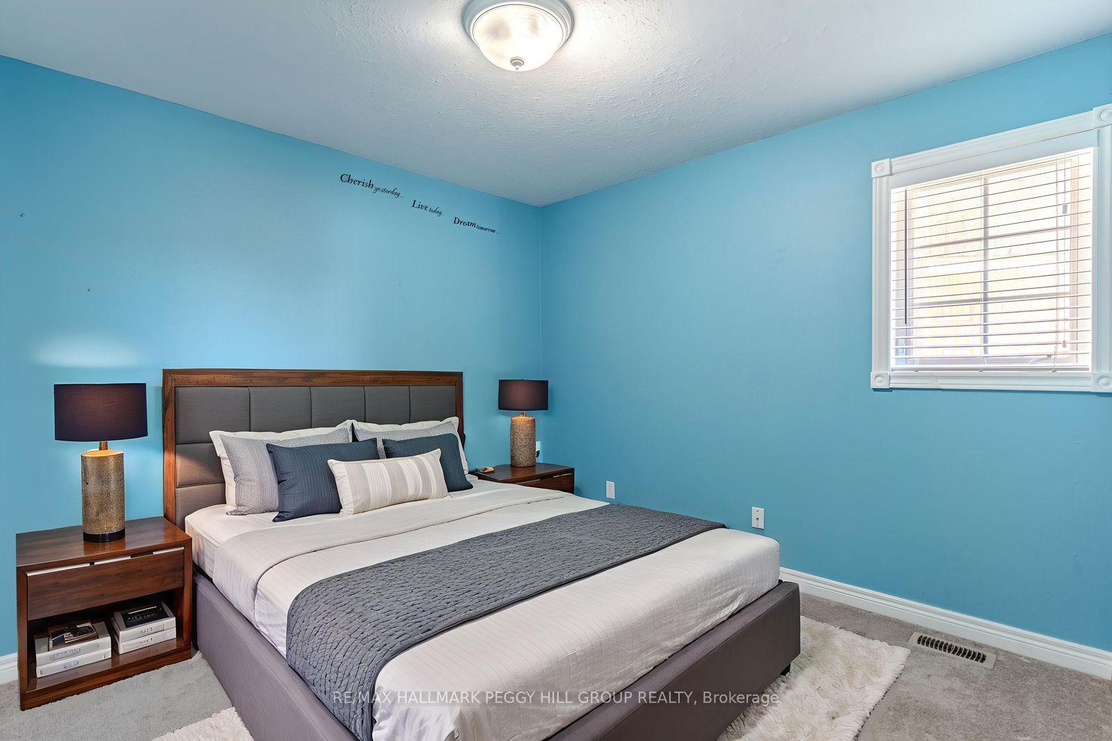 Photo 18 of 172 Sundew Drive, Barrie, Holly — HOMEH