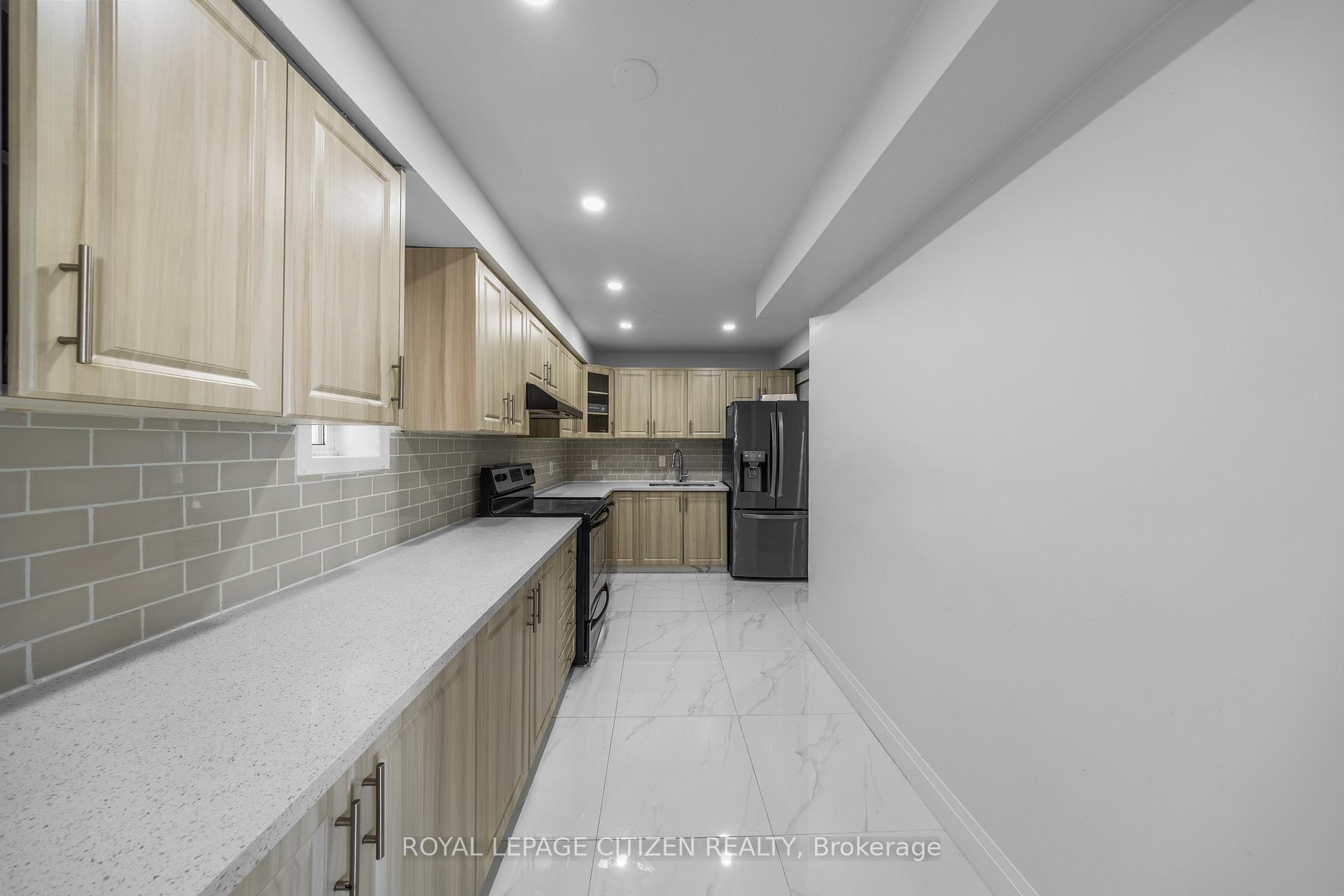 Photo 17 of 116 Ducatel Crescent, Ajax, Central — HOMEH