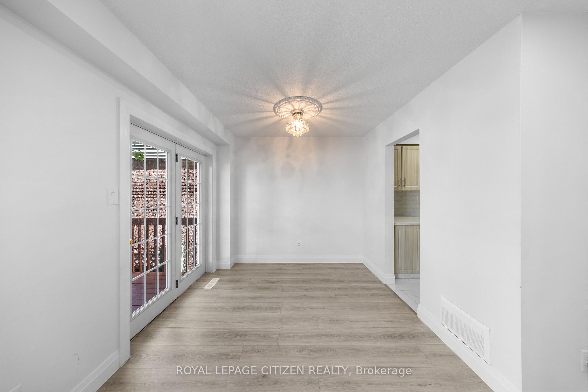 Photo 4 of 116 Ducatel Crescent, Ajax, Central — HOMEH
