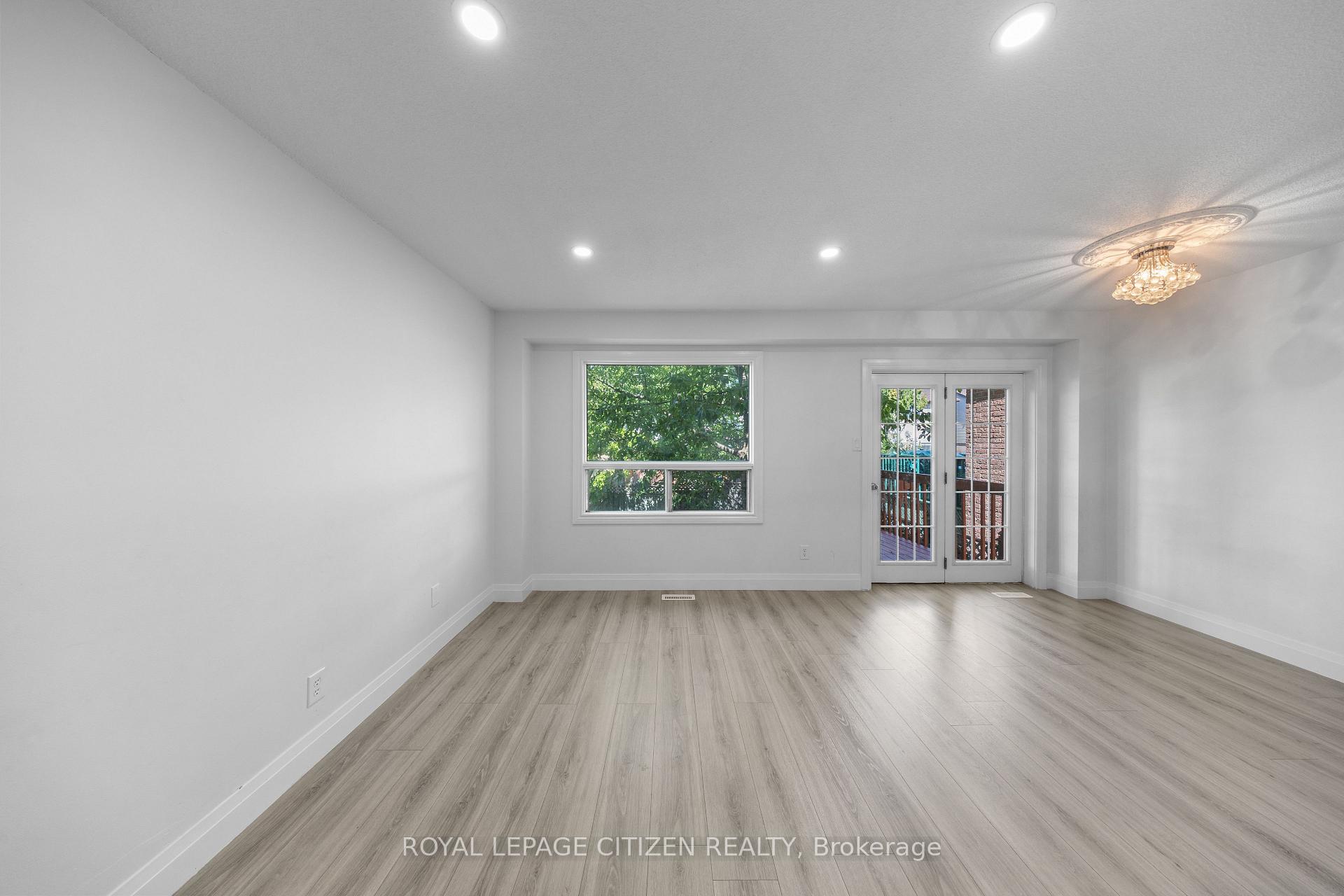 Photo 12 of 116 Ducatel Crescent, Ajax, Central — HOMEH
