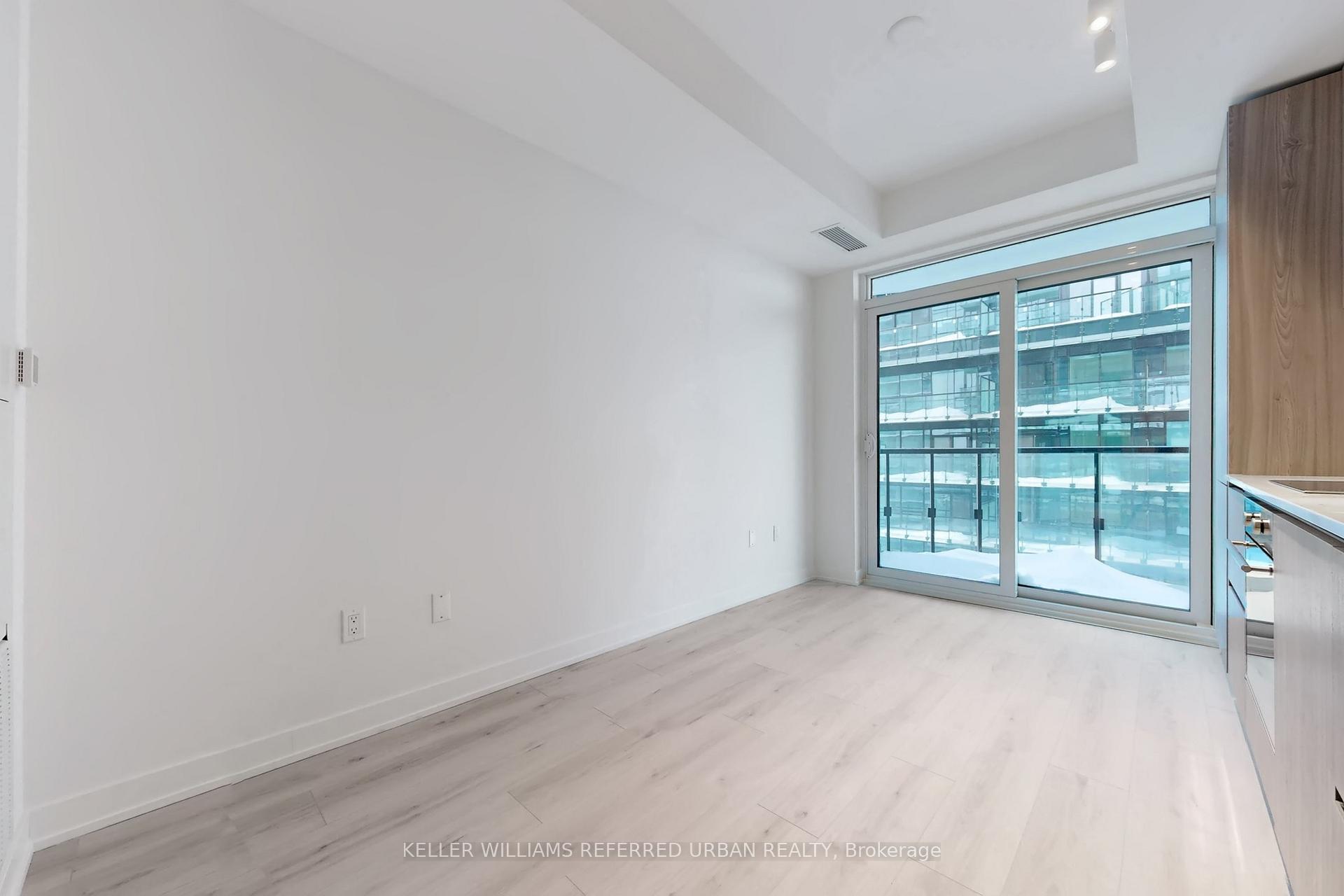 Photo 4 of Unit 2407S, 110 Broadway Avenue, Toronto, Mount Pleasant West — HOMEH
