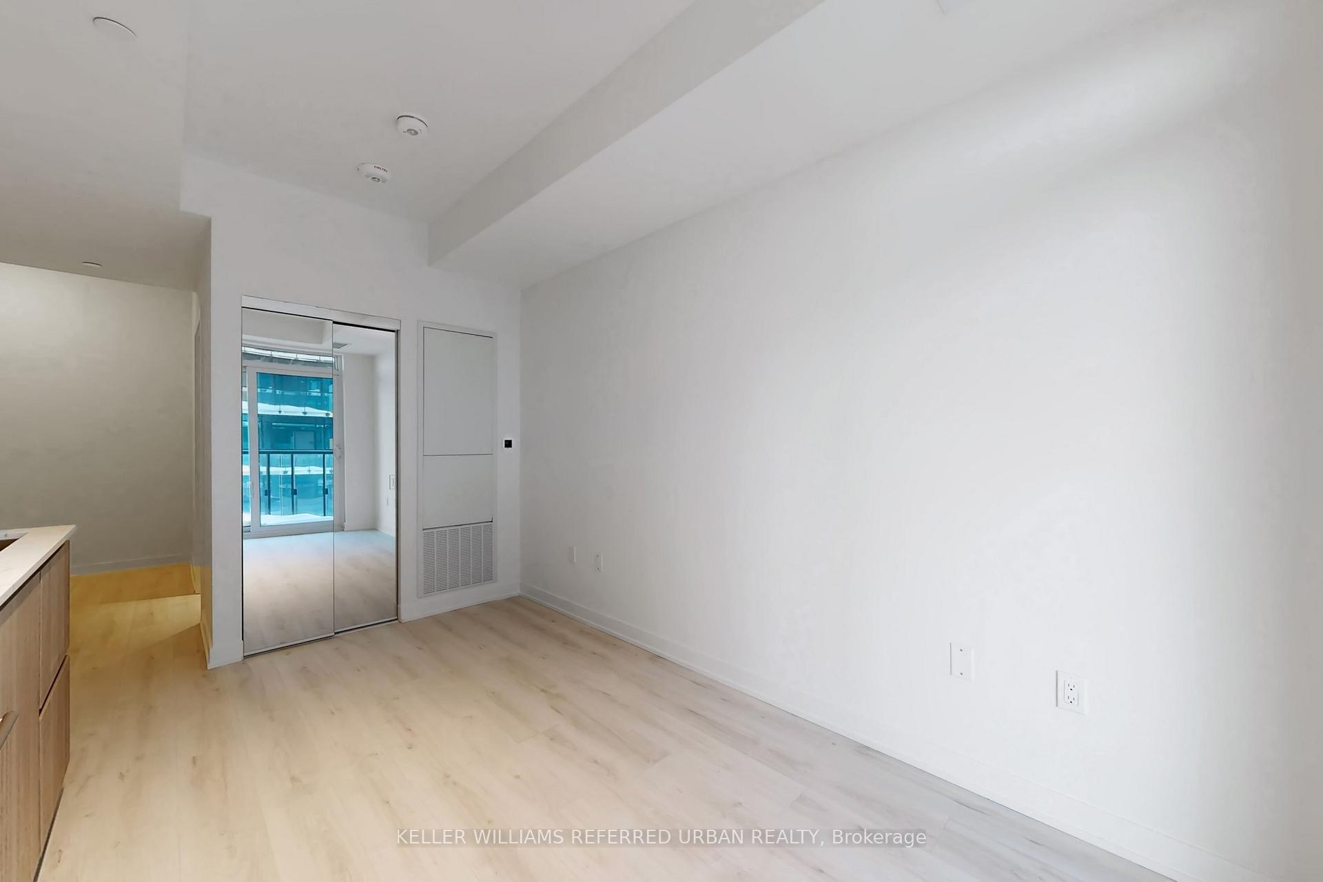 Photo 8 of Unit 2407S, 110 Broadway Avenue, Toronto, Mount Pleasant West — HOMEH