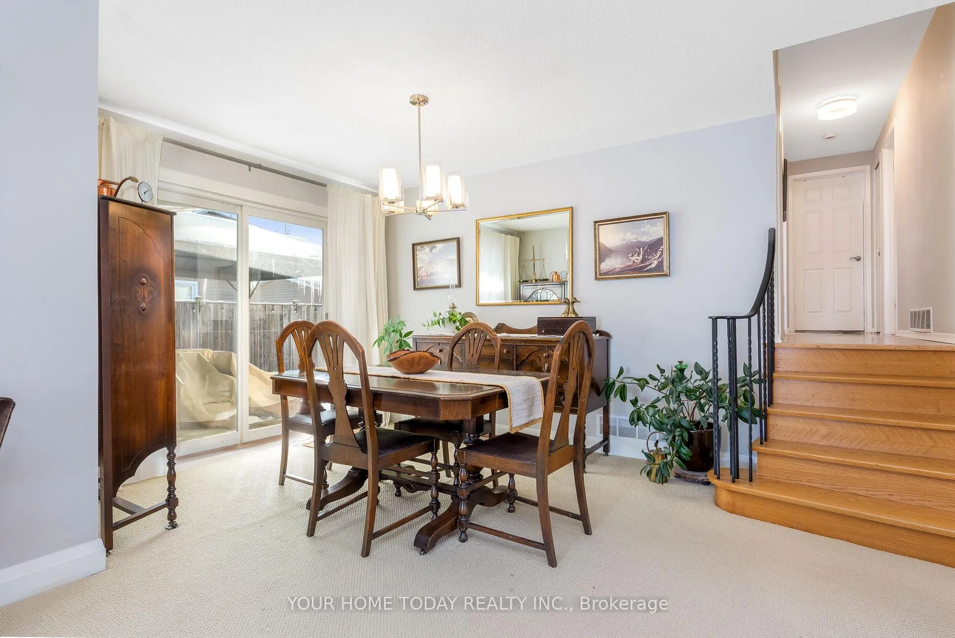 Photo 9 of 260 Delrex Boulevard, Halton Hills, Georgetown — HOMEH