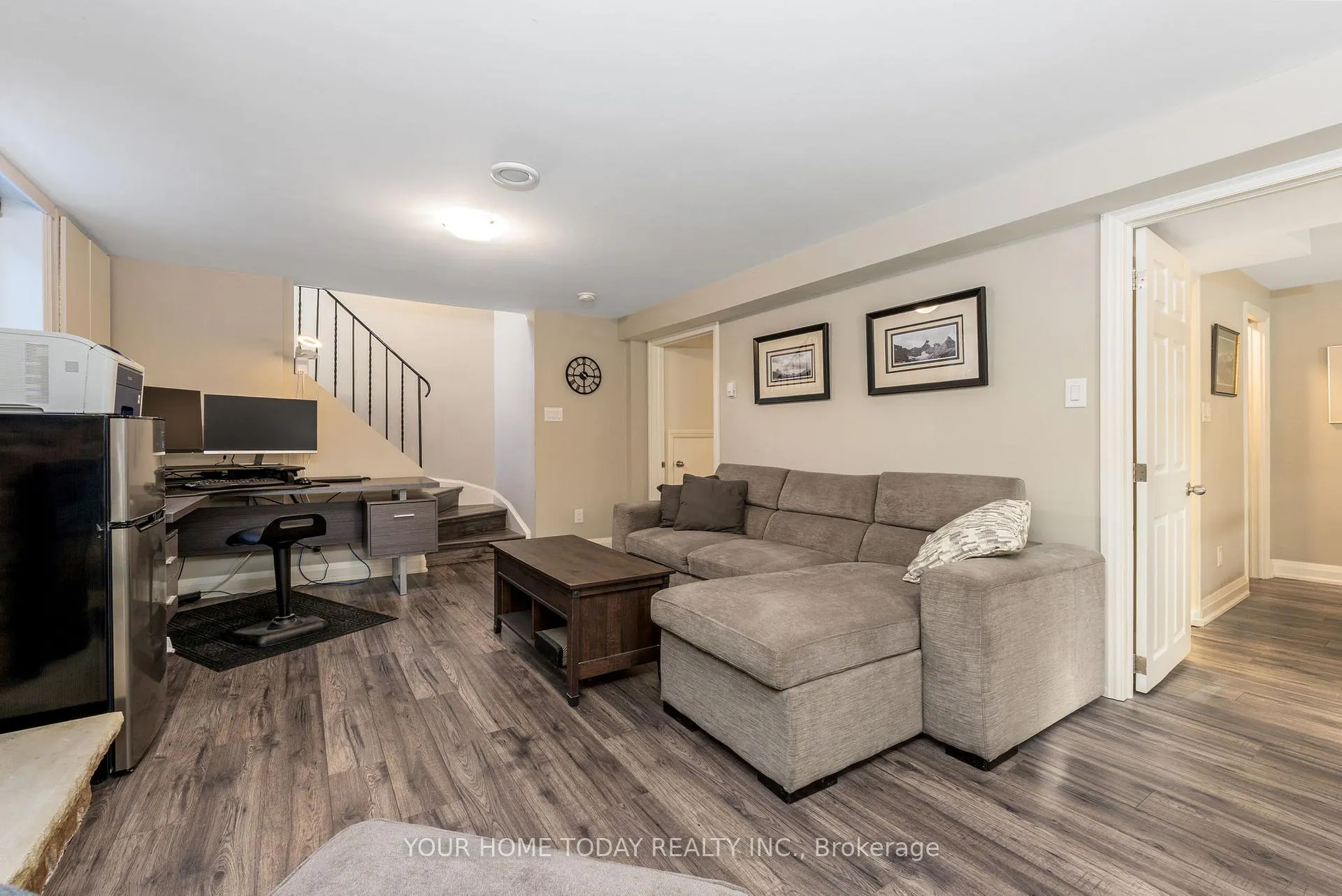 Photo 26 of 260 Delrex Boulevard, Halton Hills, Georgetown — HOMEH