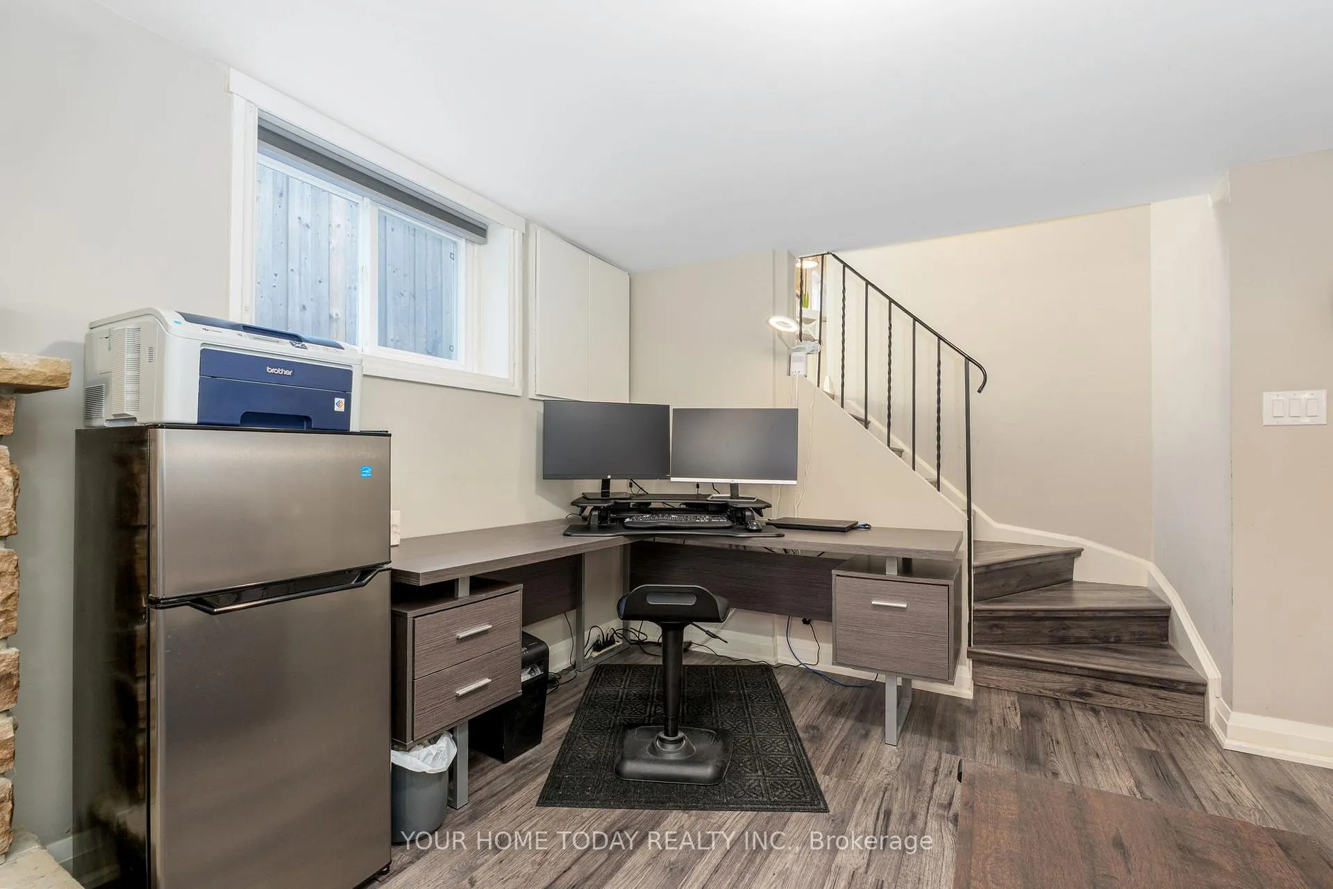 Photo 27 of 260 Delrex Boulevard, Halton Hills, Georgetown — HOMEH