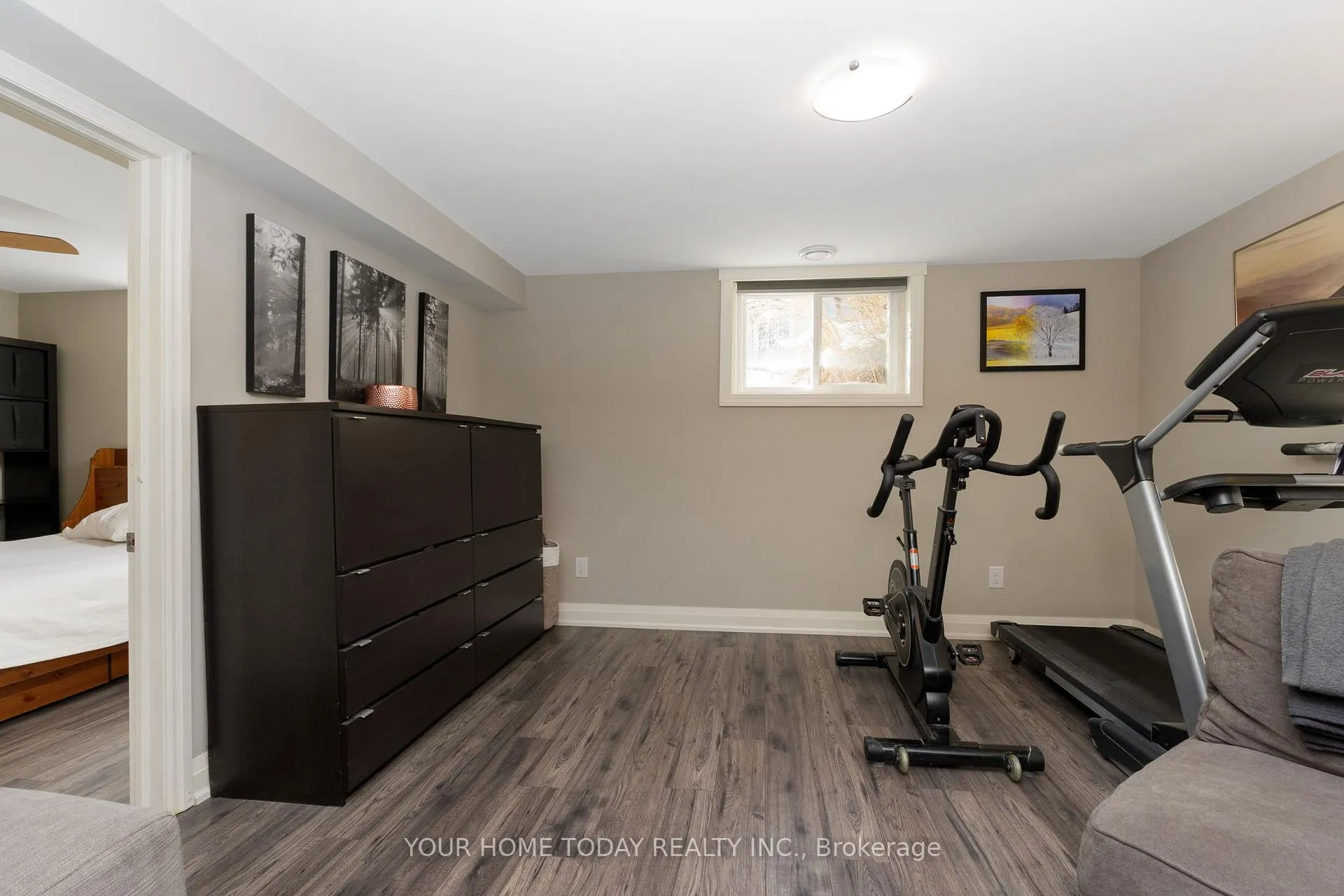 Photo 28 of 260 Delrex Boulevard, Halton Hills, Georgetown — HOMEH