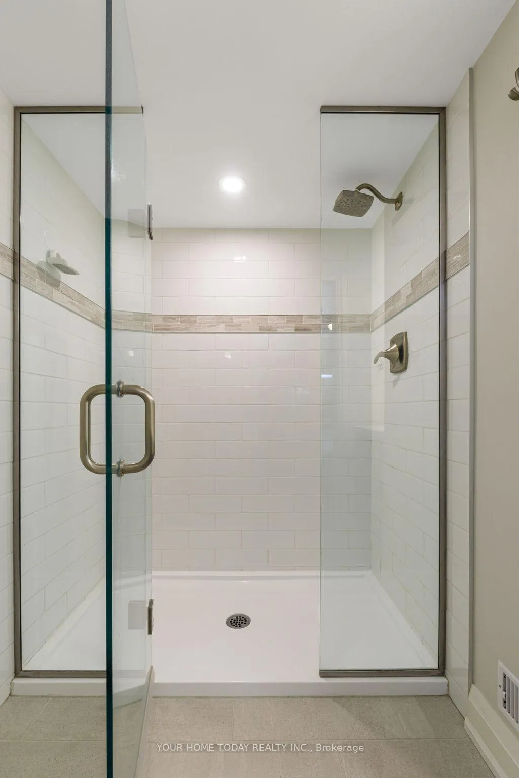 Photo 32 of 260 Delrex Boulevard, Halton Hills, Georgetown — HOMEH