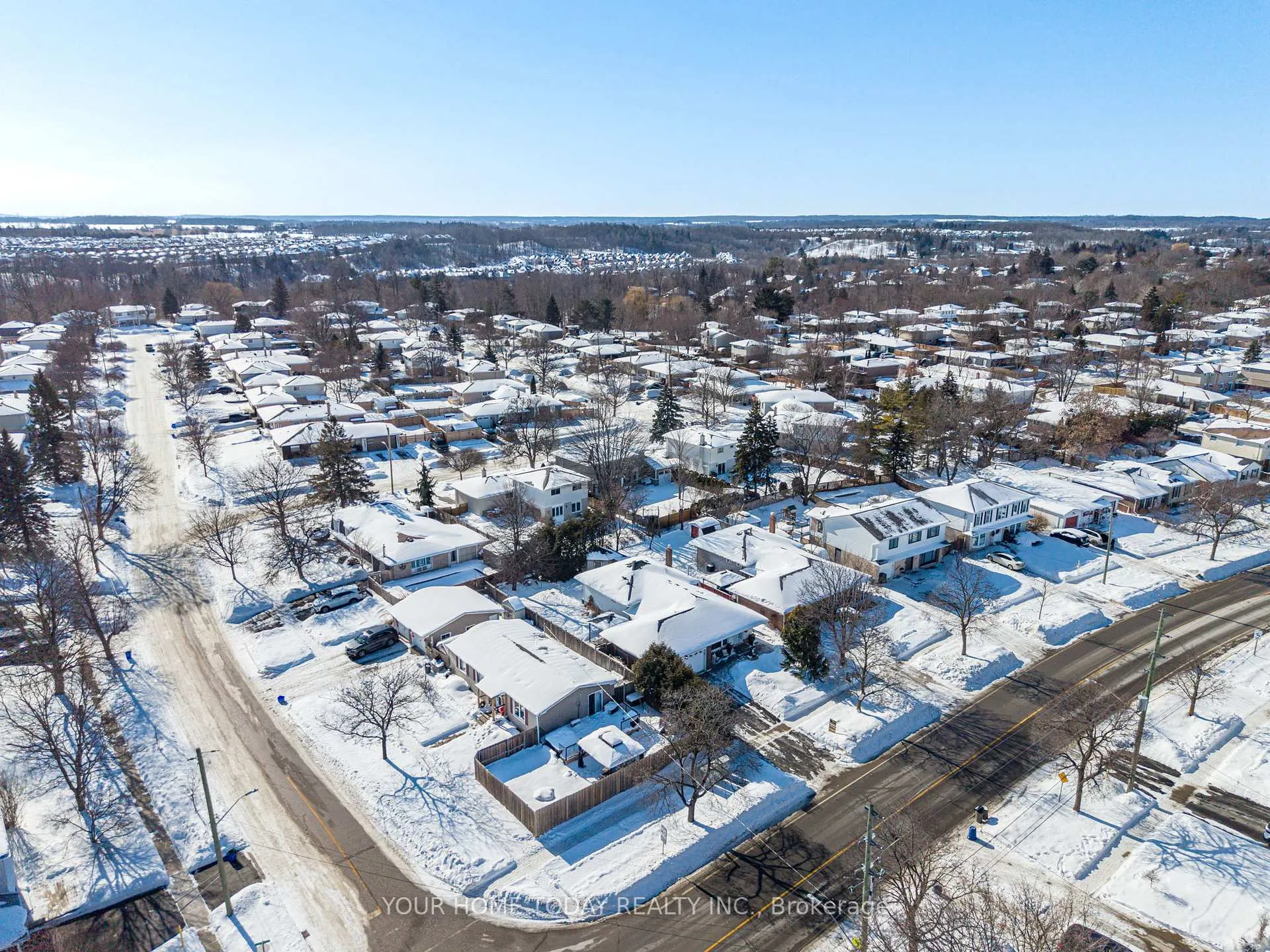 Photo 43 of 260 Delrex Boulevard, Halton Hills, Georgetown — HOMEH