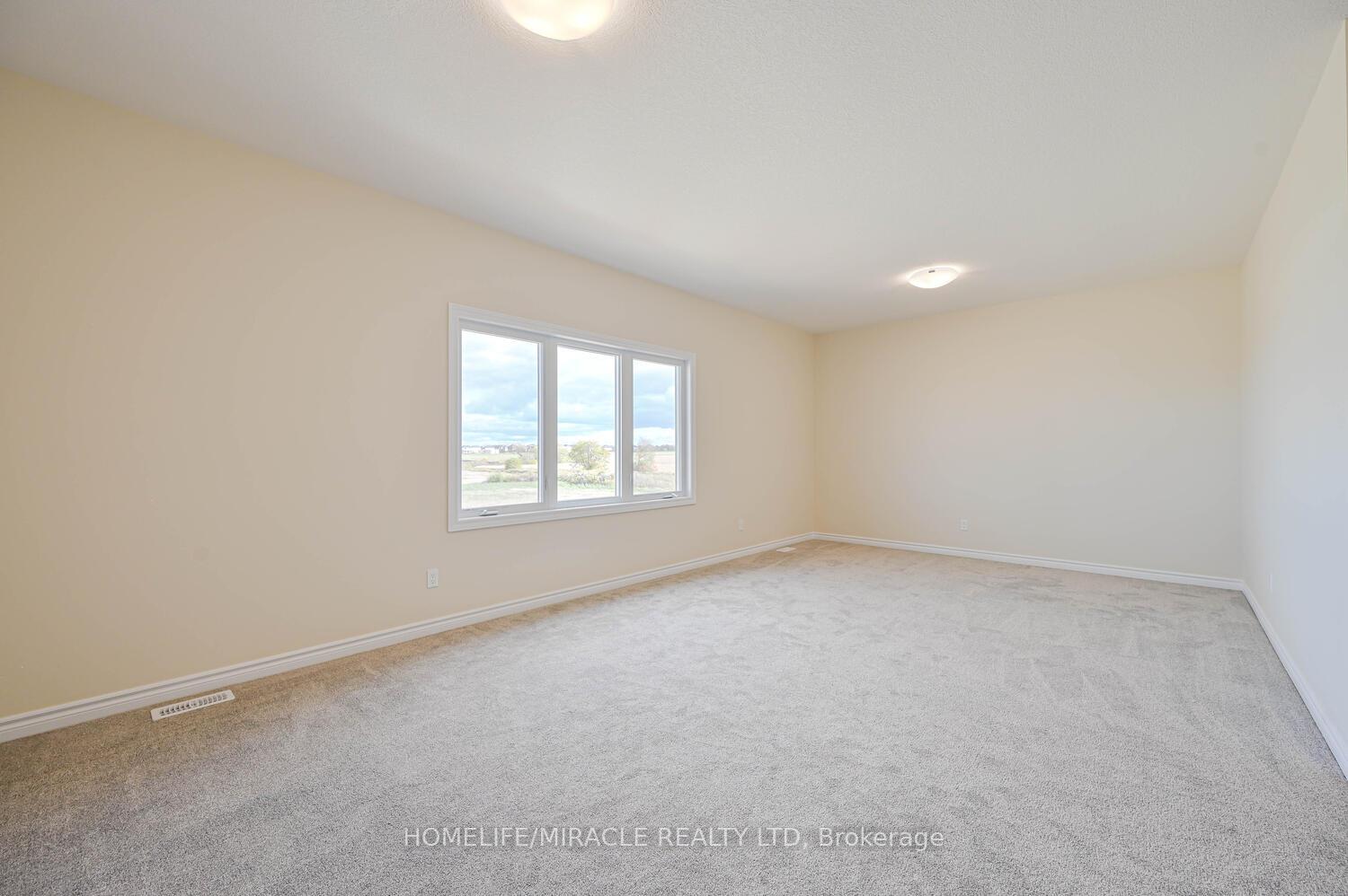 Photo 40 of 16 Munn Crescent, Brant, Paris — HOMEH