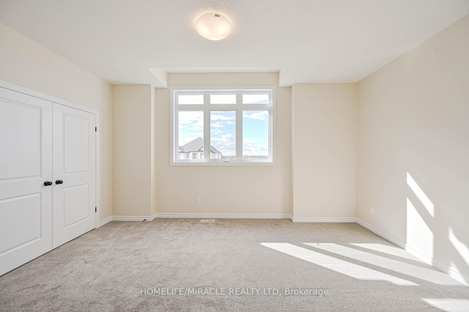 Photo 34 of 16 Munn Crescent, Brant, Paris — HOMEH