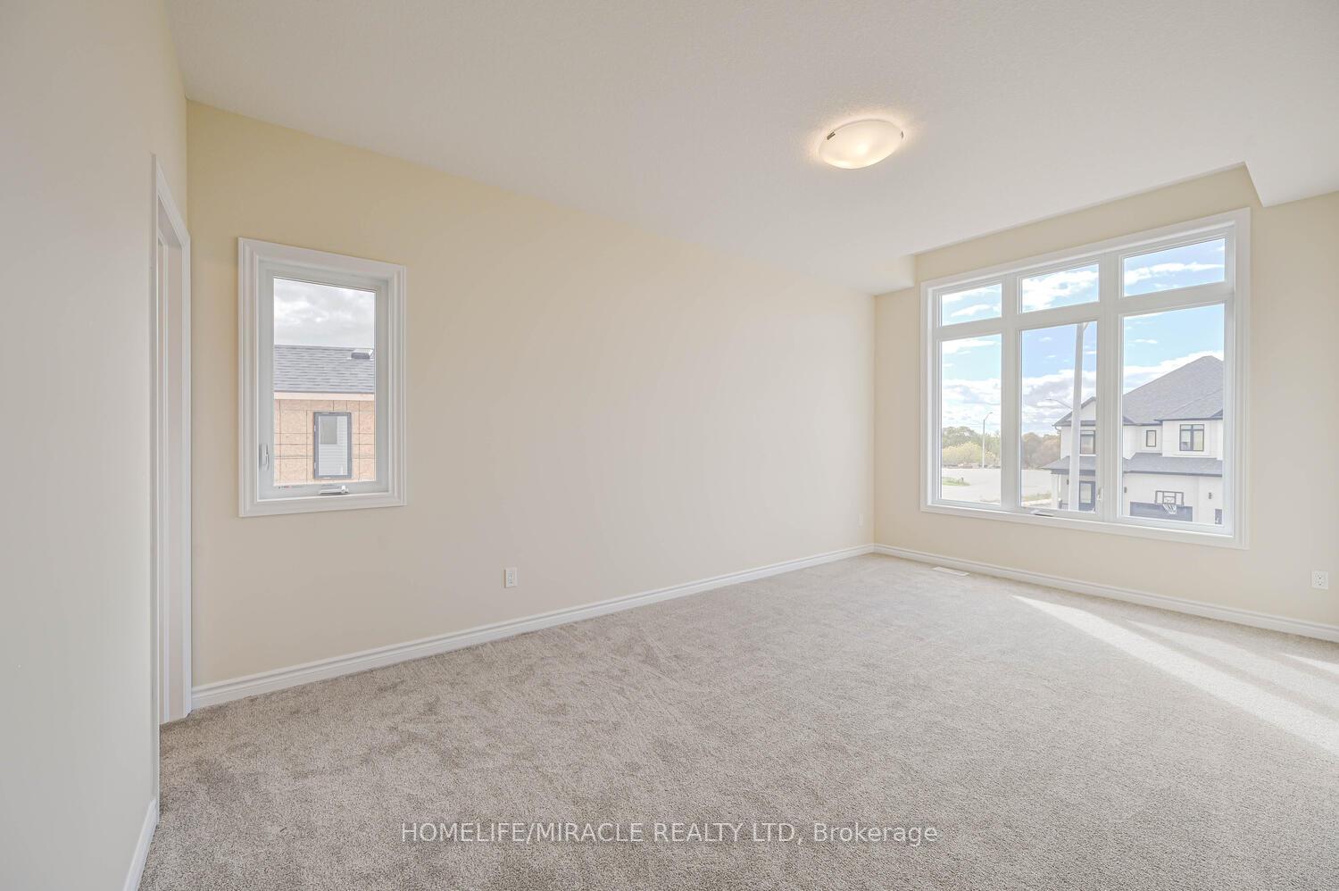 Photo 29 of 16 Munn Crescent, Brant, Paris — HOMEH