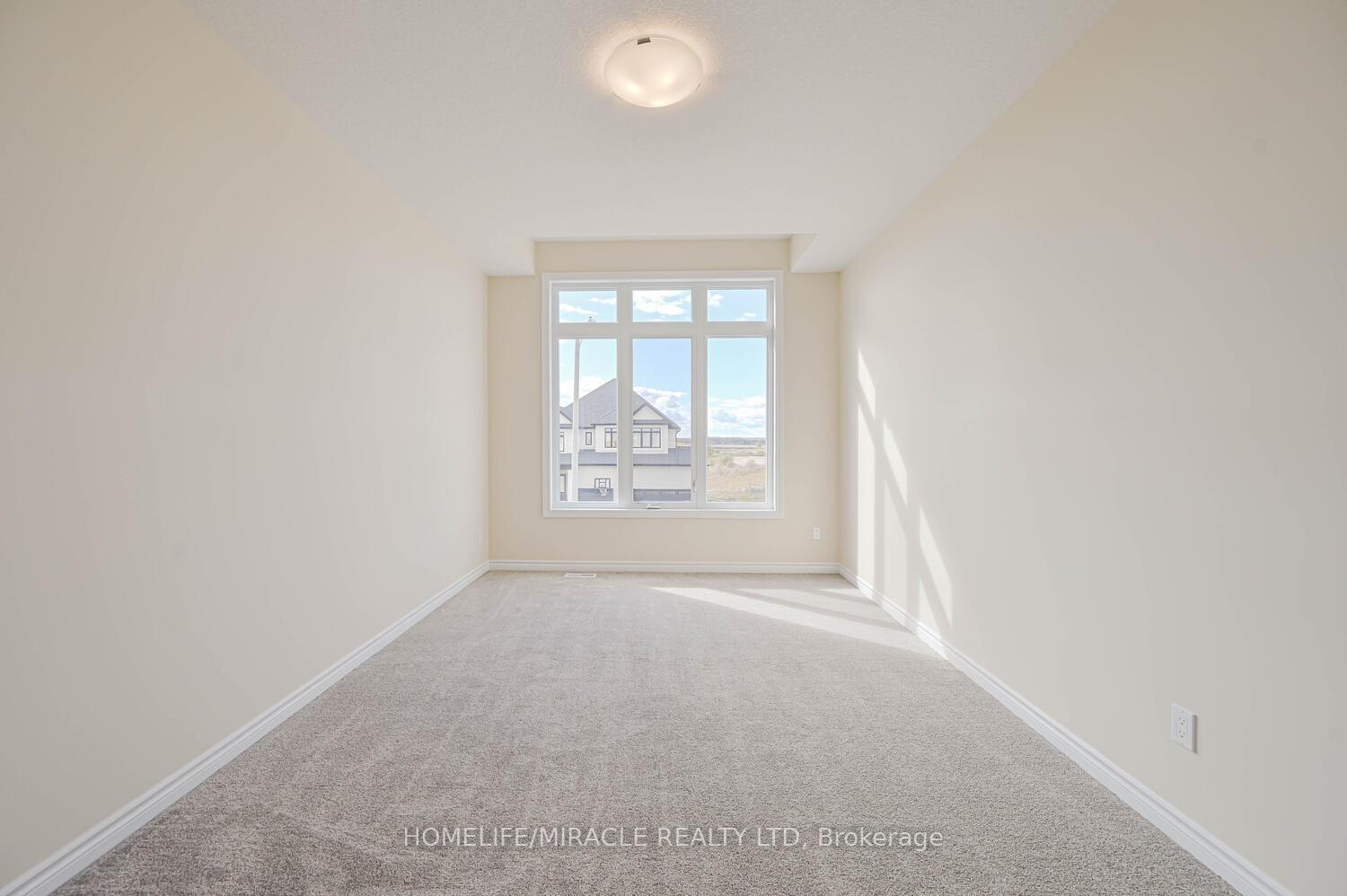 Photo 38 of 16 Munn Crescent, Brant, Paris — HOMEH