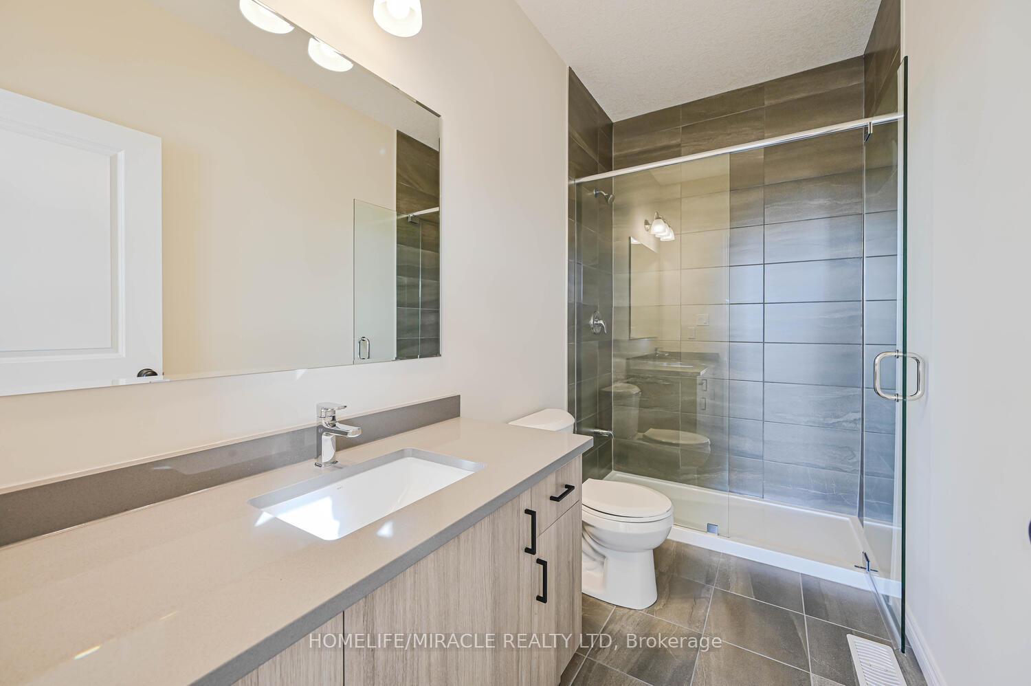 Photo 35 of 16 Munn Crescent, Brant, Paris — HOMEH