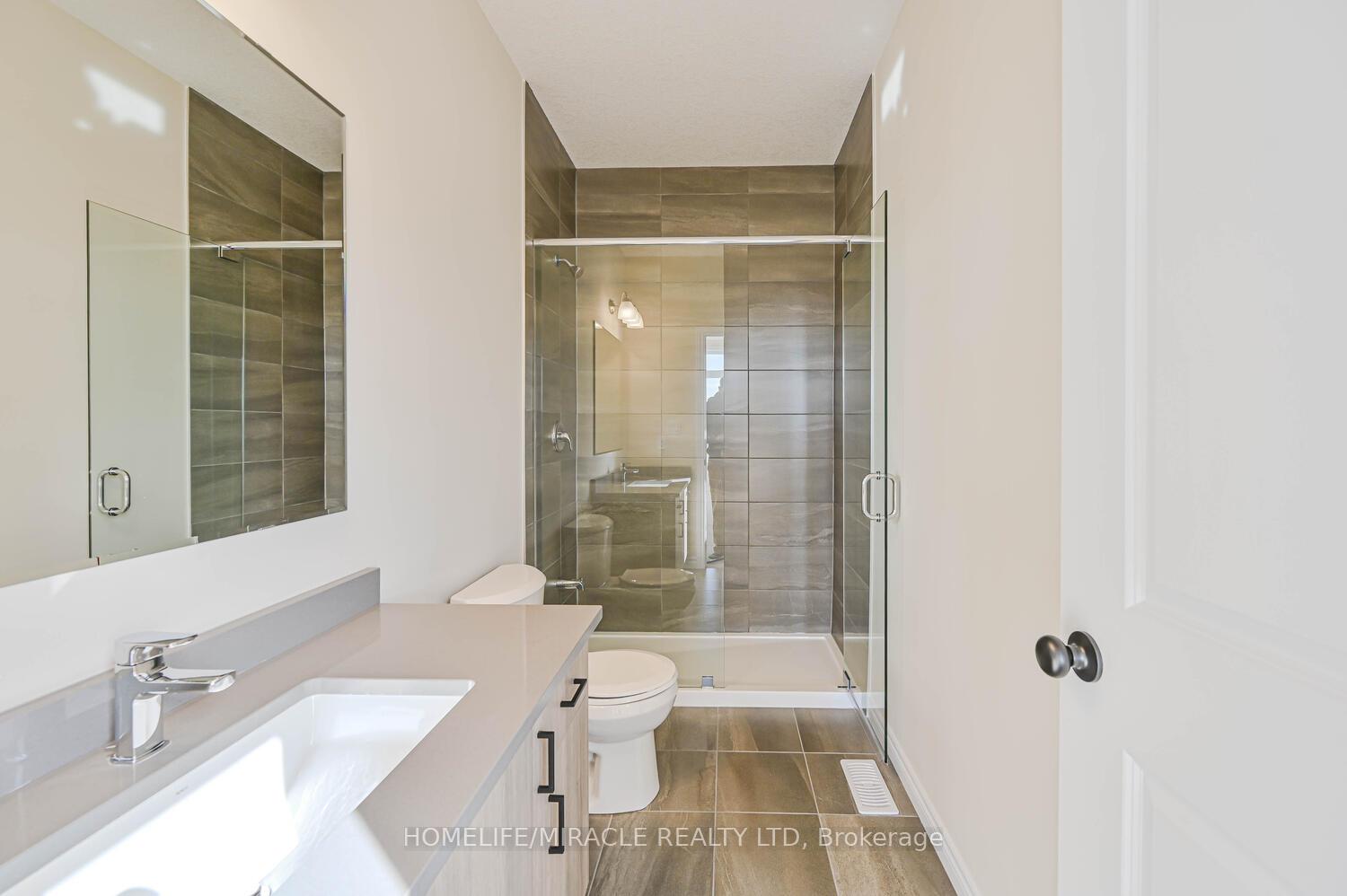 Photo 41 of 16 Munn Crescent, Brant, Paris — HOMEH