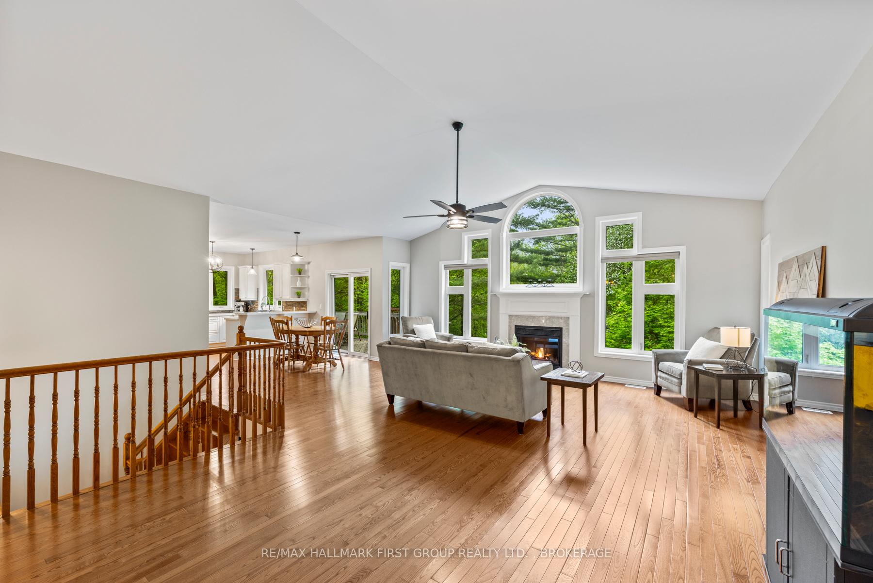 Photo 8 of 3895 Stone Point Drive, Frontenac, Frontenac South — HOMEH