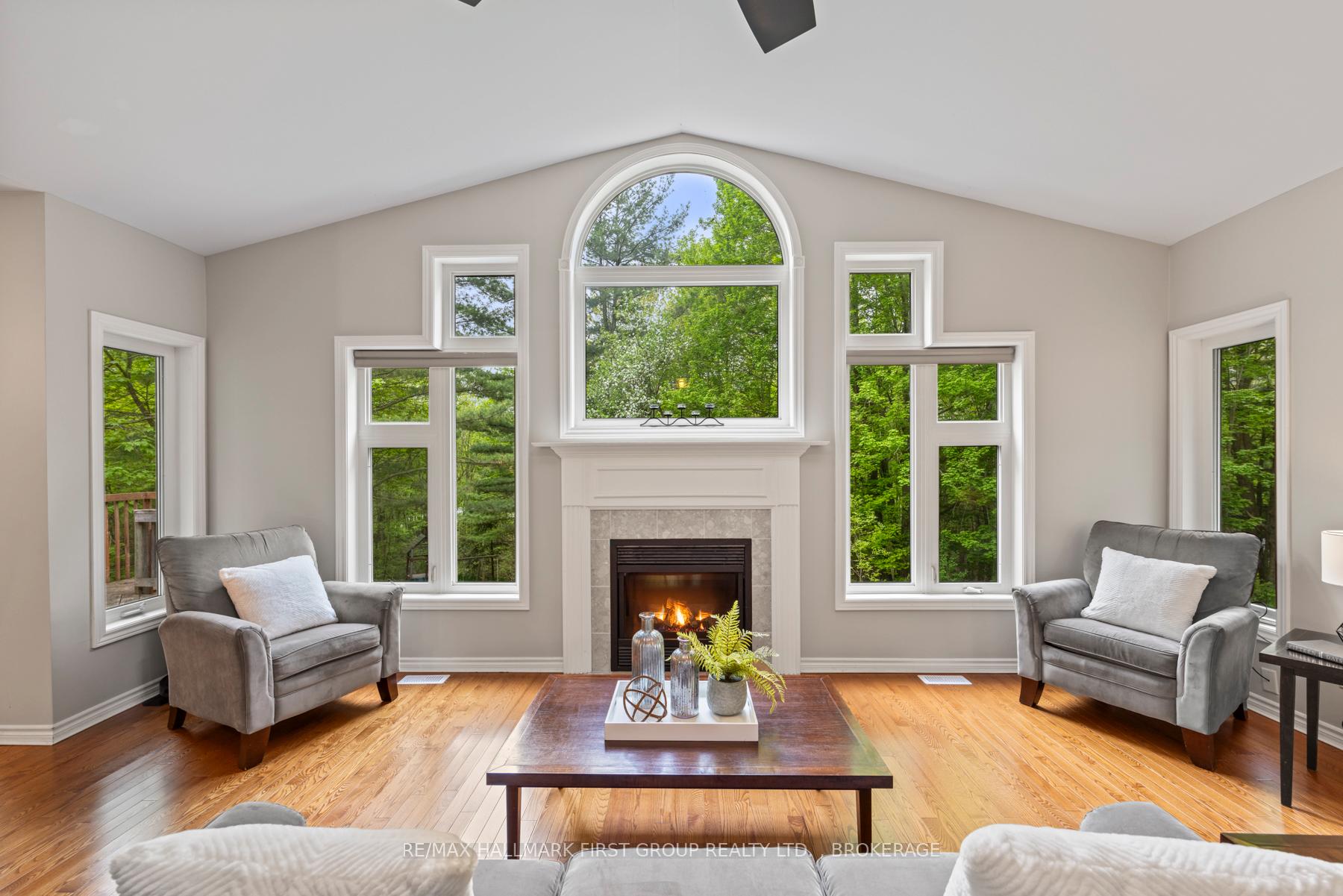 Photo 9 of 3895 Stone Point Drive, Frontenac, Frontenac South — HOMEH