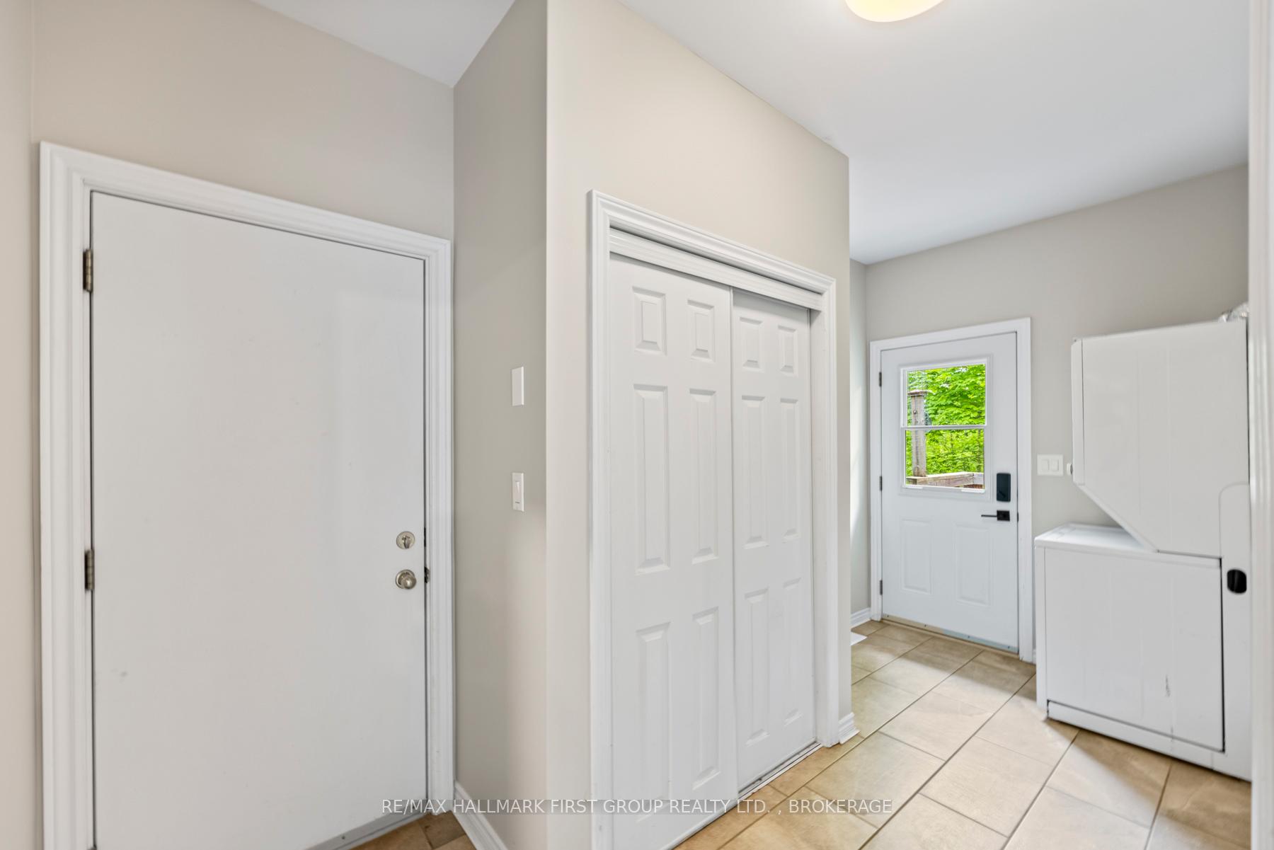 Photo 18 of 3895 Stone Point Drive, Frontenac, Frontenac South — HOMEH