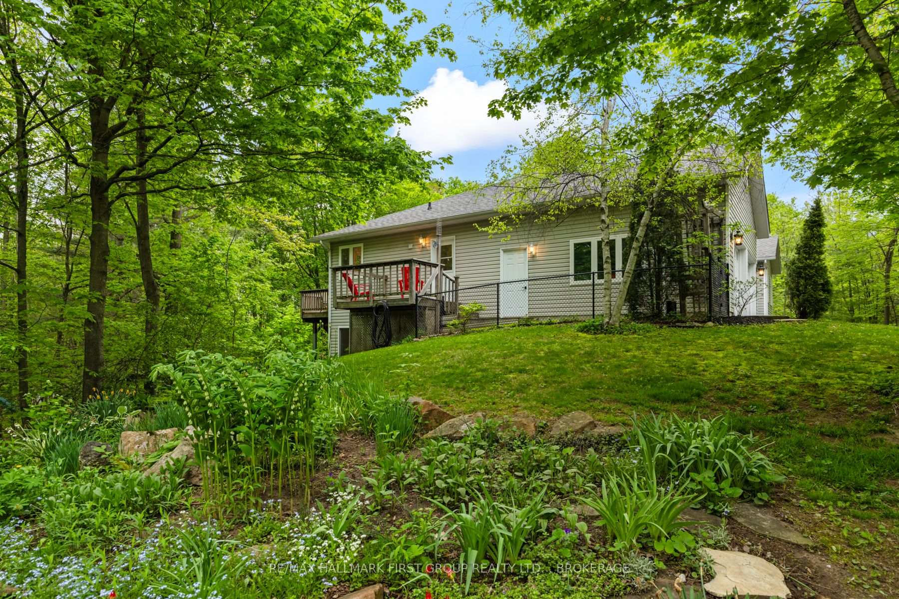 Photo 38 of 3895 Stone Point Drive, Frontenac, Frontenac South — HOMEH