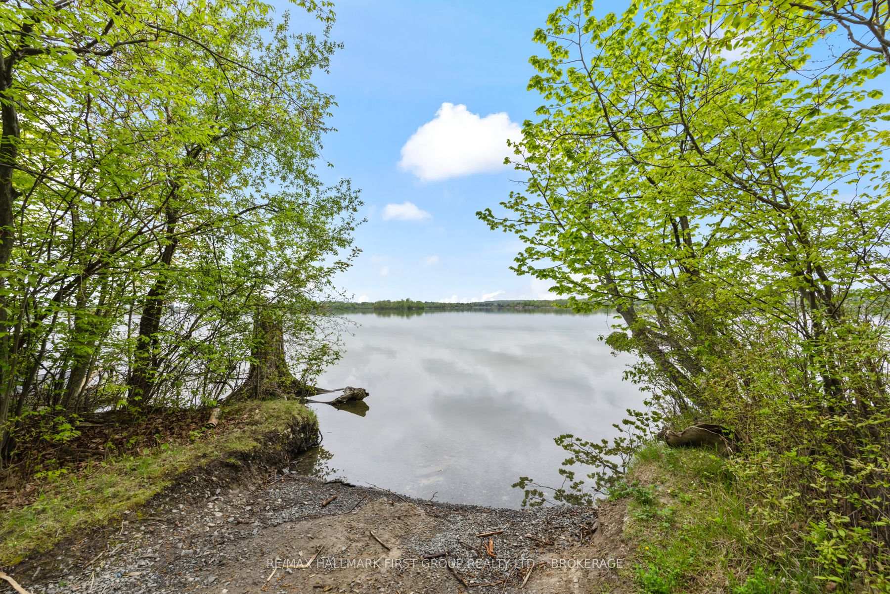 Photo 49 of 3895 Stone Point Drive, Frontenac, Frontenac South — HOMEH